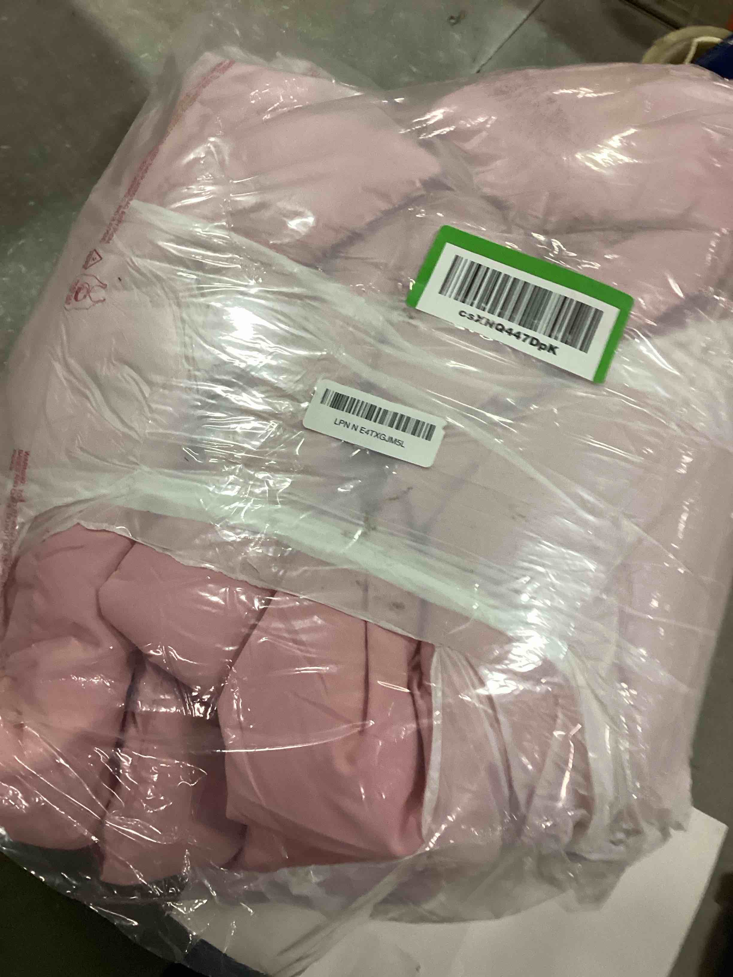 https://s3.amazonaws.com/lotting-images-prod/bidfta/PPE0487260_1730491055849.jpeg