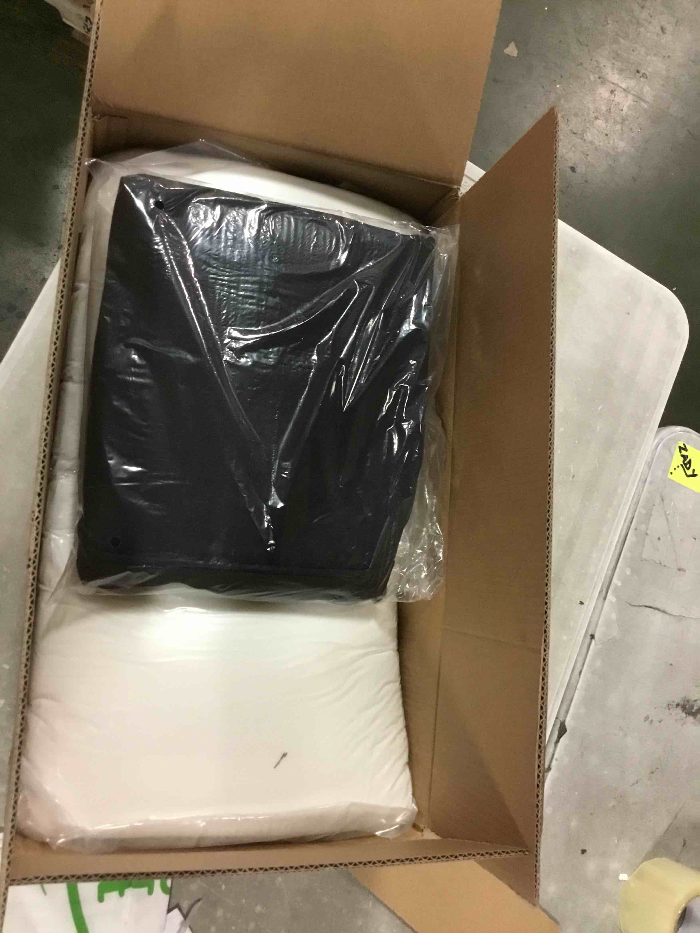 https://s3.amazonaws.com/lotting-images-prod/bidfta/PPE0487921_1730209622787.jpeg