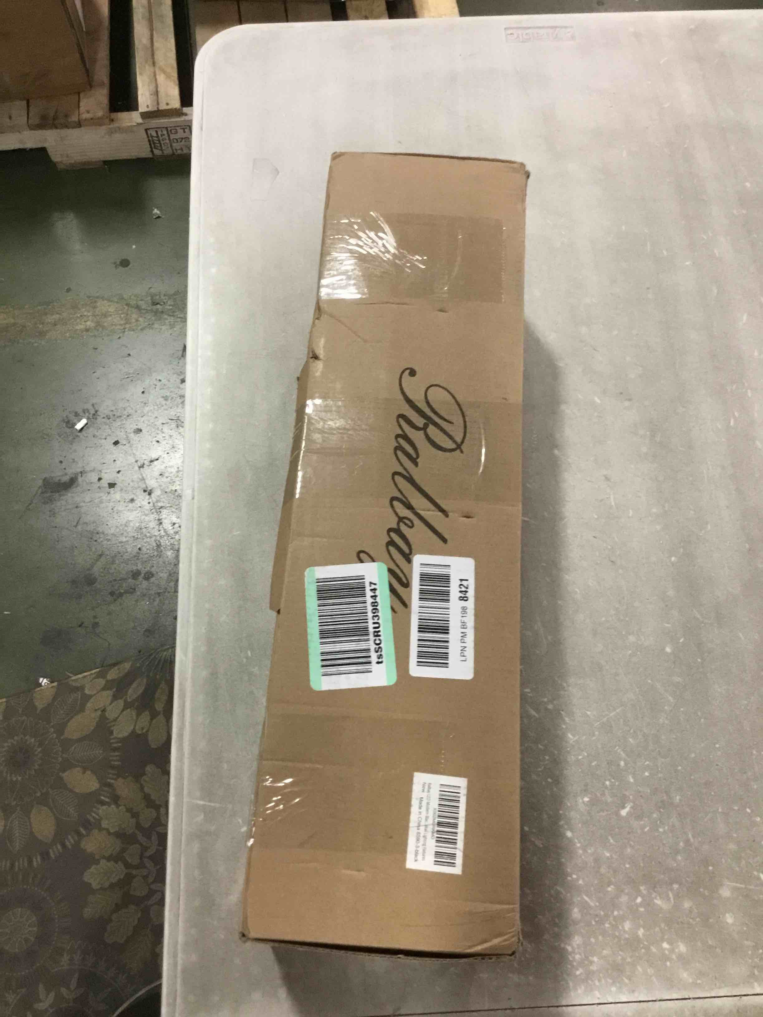 https://s3.amazonaws.com/lotting-images-prod/bidfta/PPE0487949_1730216056951.jpeg