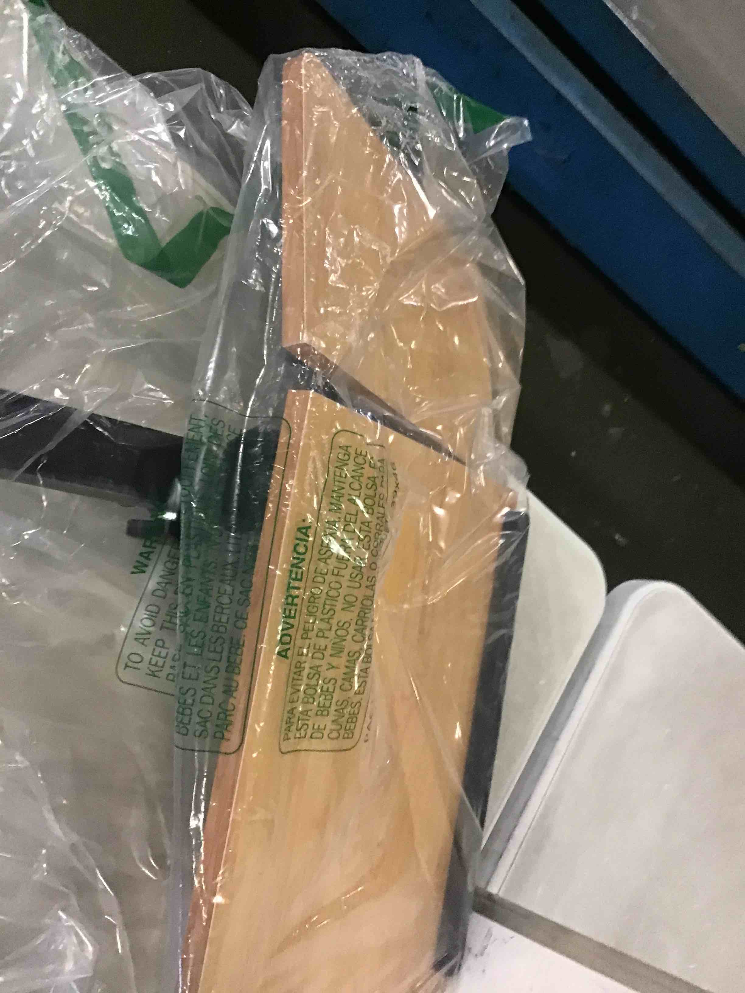 https://s3.amazonaws.com/lotting-images-prod/bidfta/PPE0488900_1729780522455.jpeg