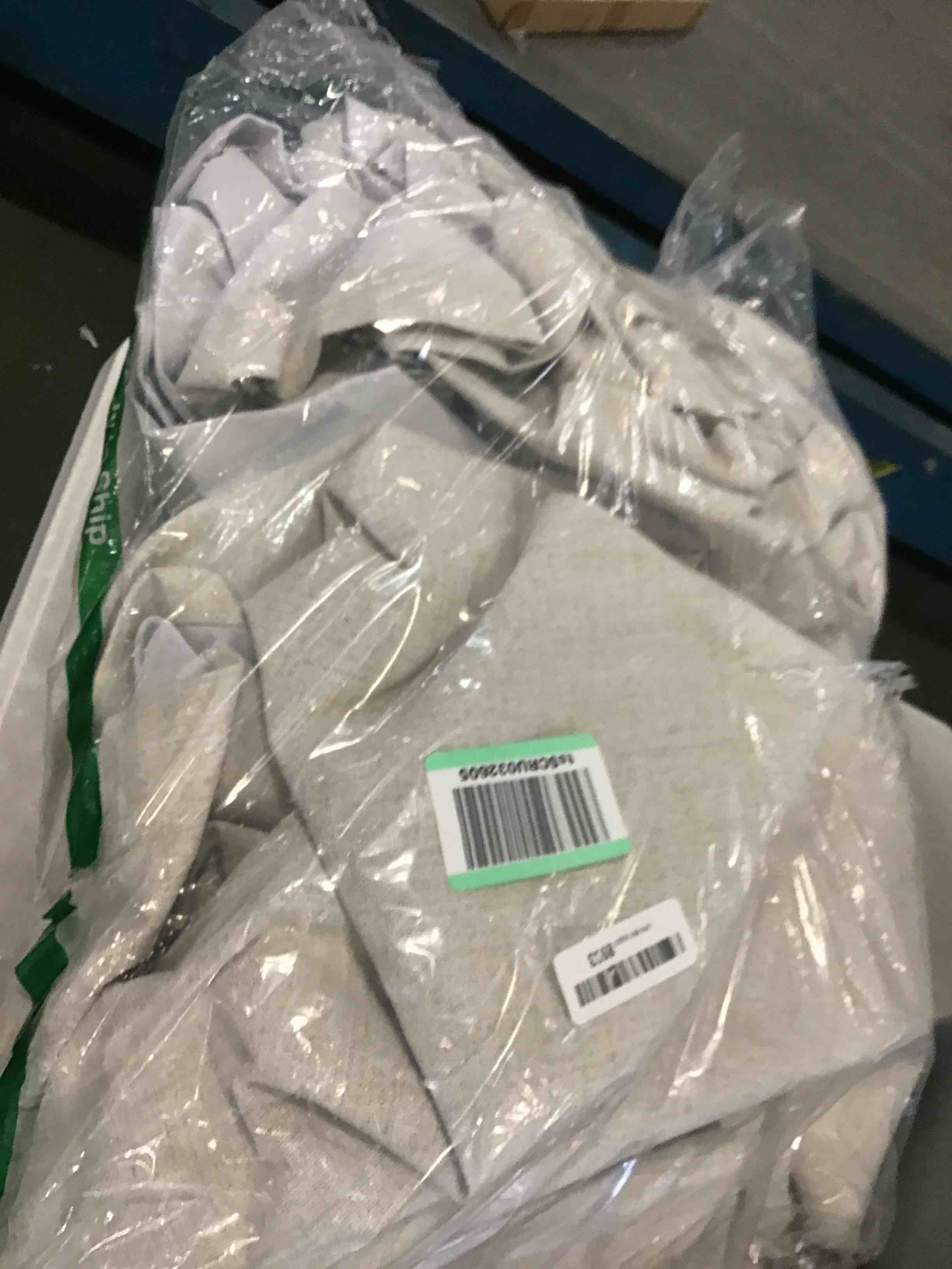 https://s3.amazonaws.com/lotting-images-prod/bidfta/PPE0488919_1729778001807.jpeg