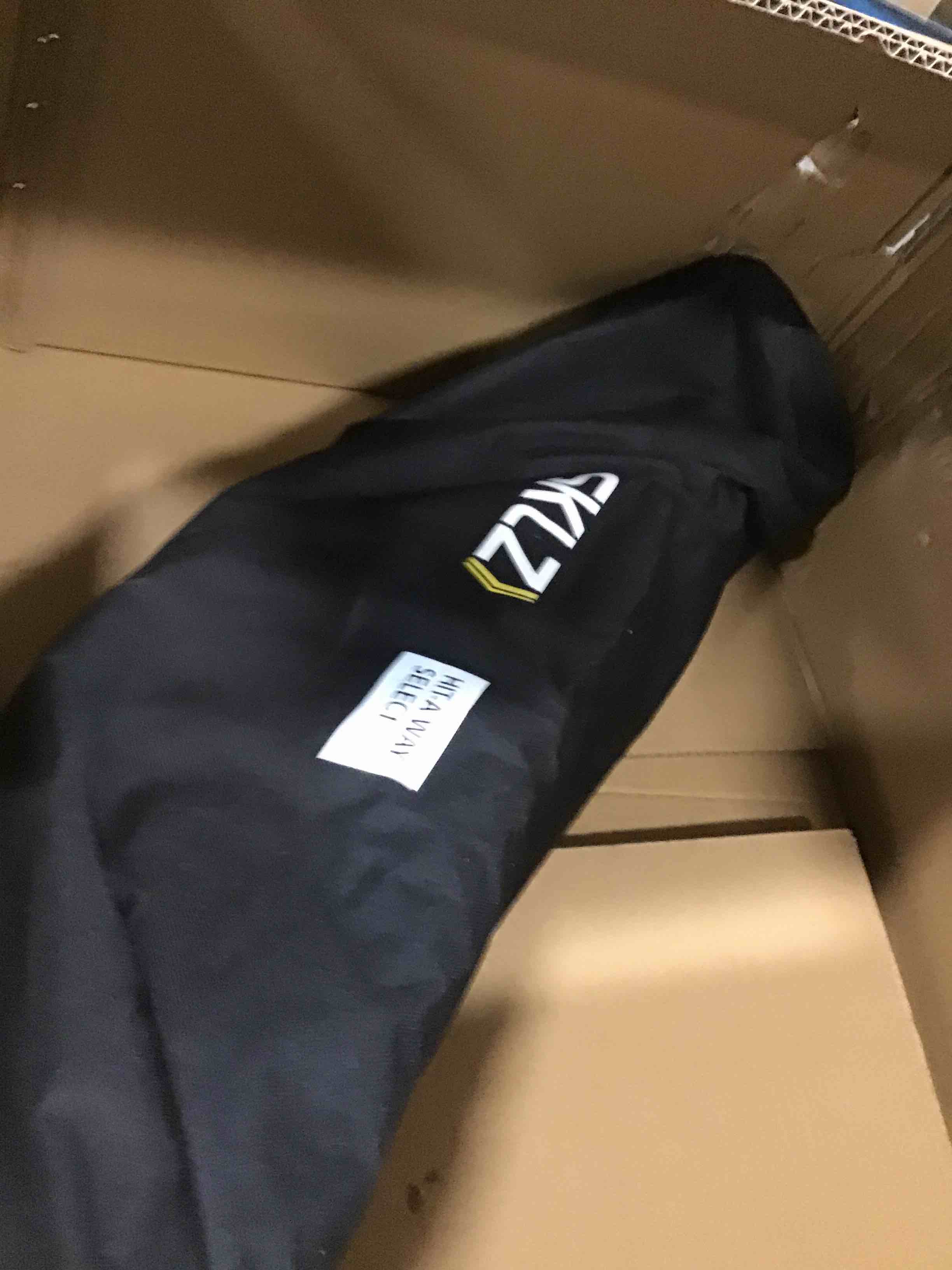 https://s3.amazonaws.com/lotting-images-prod/bidfta/PPE0489005_1729771838410.jpeg