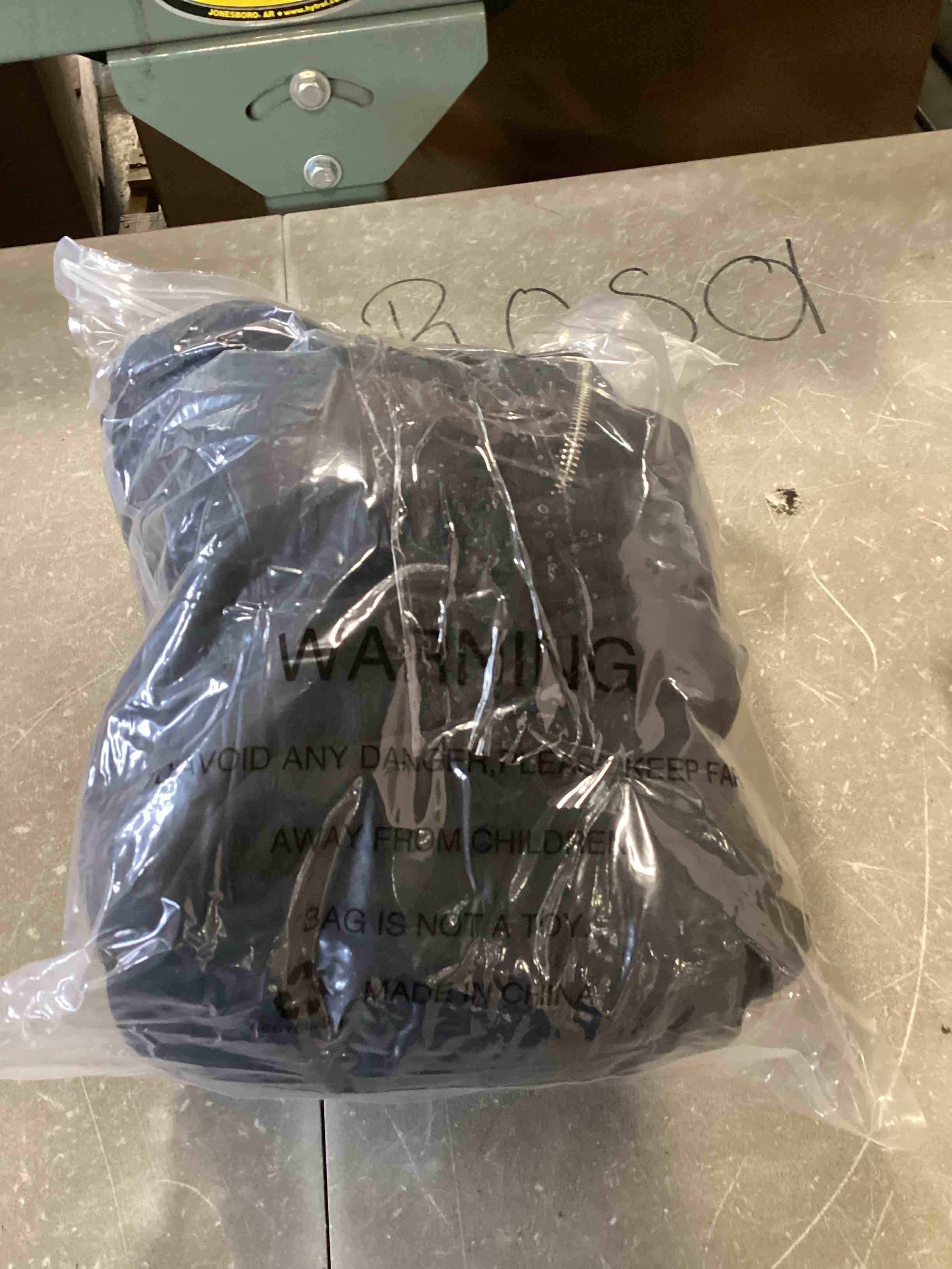 https://s3.amazonaws.com/lotting-images-prod/bidfta/PPE0493808_1729866401477.jpeg