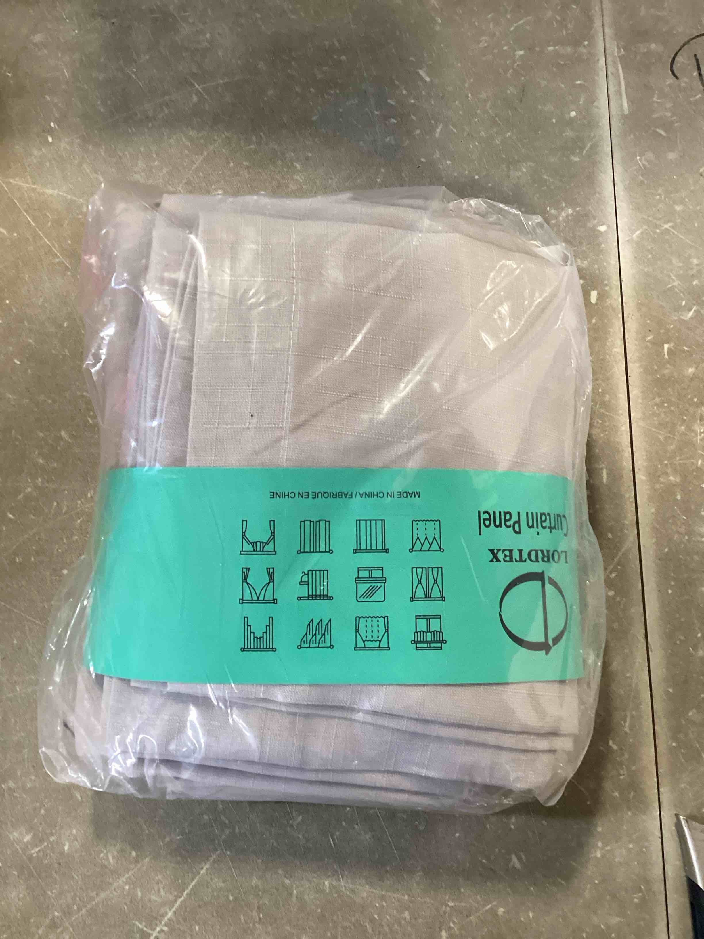 https://s3.amazonaws.com/lotting-images-prod/bidfta/PPE0493915_1729871931101.jpeg