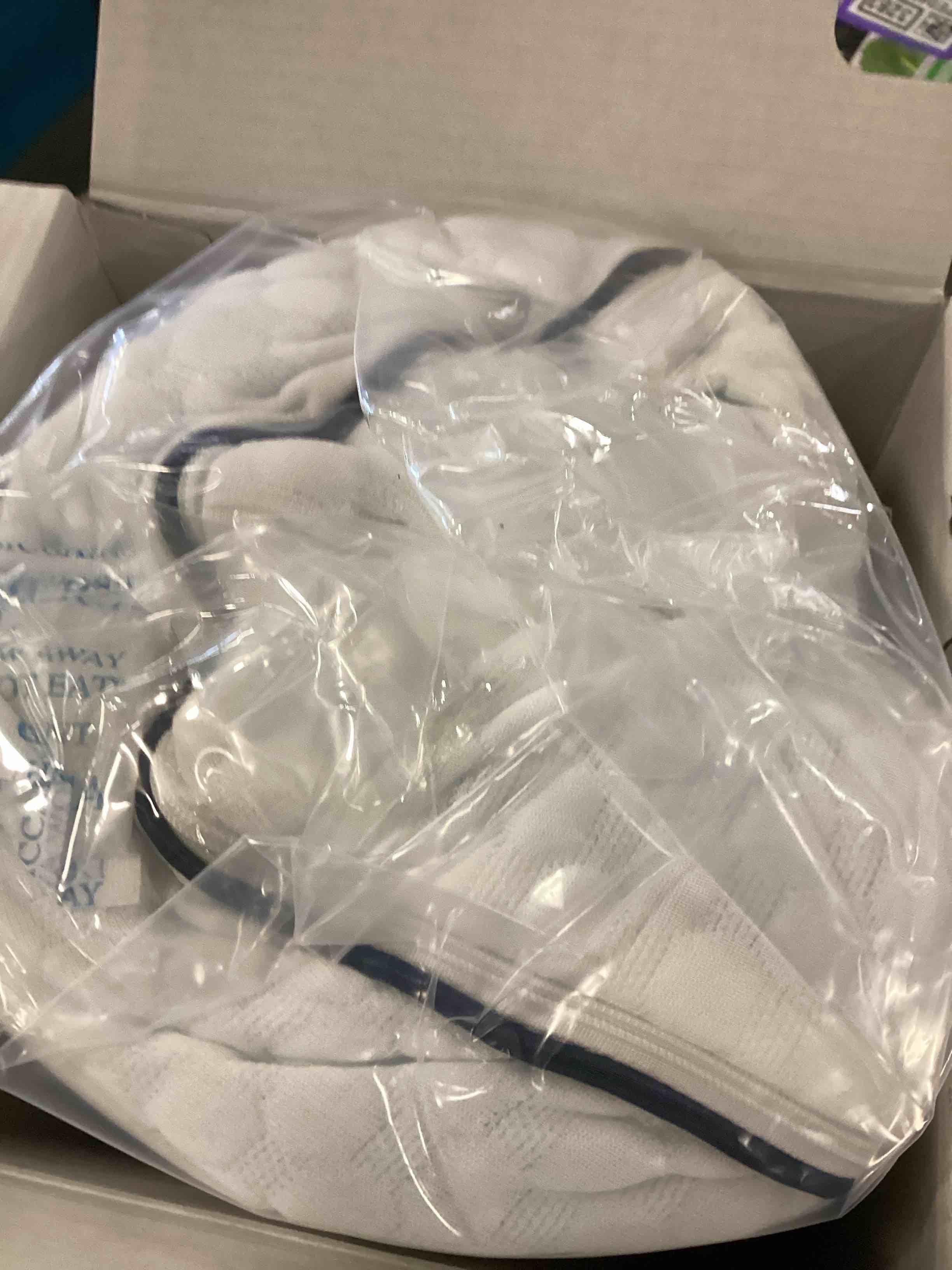 https://s3.amazonaws.com/lotting-images-prod/bidfta/PPE0495851_1729790460997.jpeg