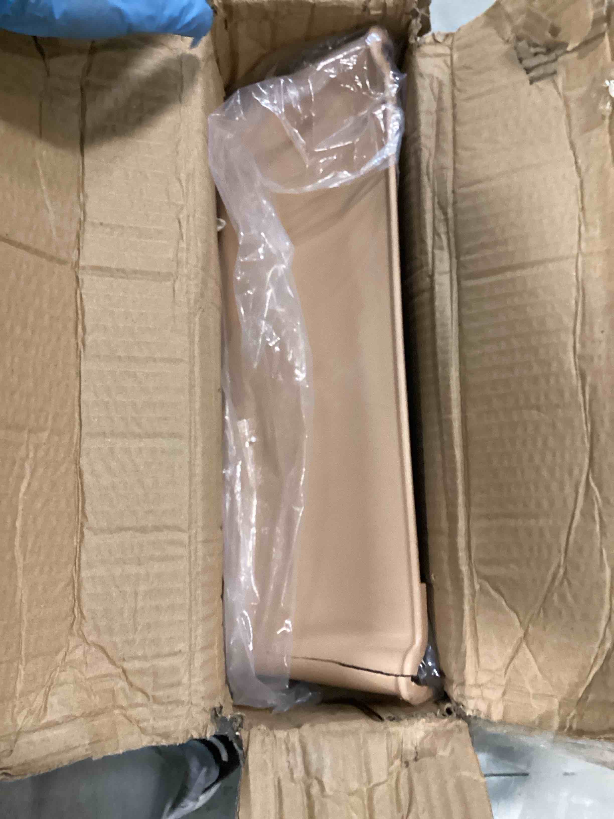 https://s3.amazonaws.com/lotting-images-prod/bidfta/PPE0497360_1731937162245.jpeg