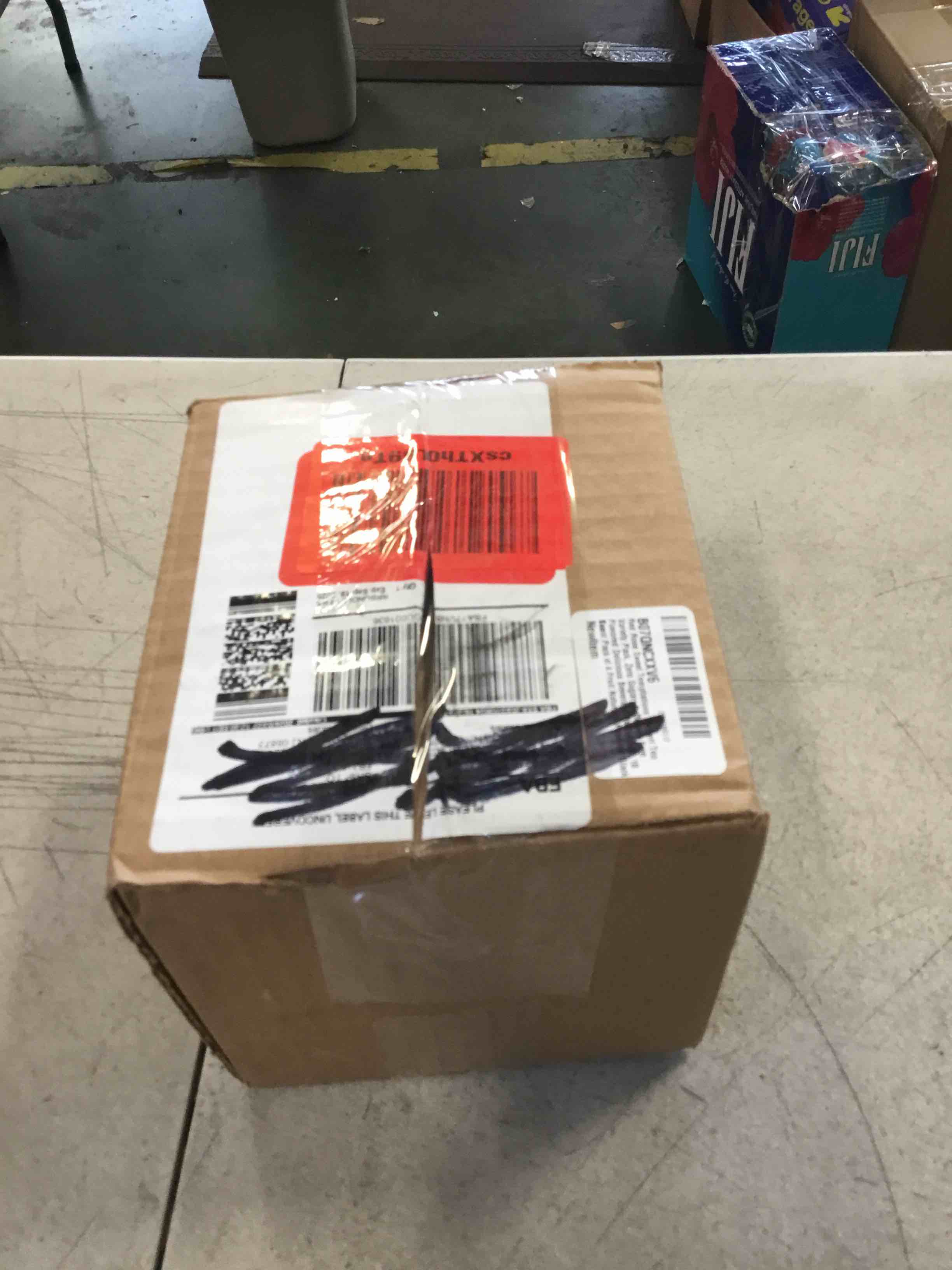 https://s3.amazonaws.com/lotting-images-prod/bidfta/PPE0498534_1730122273738.jpeg