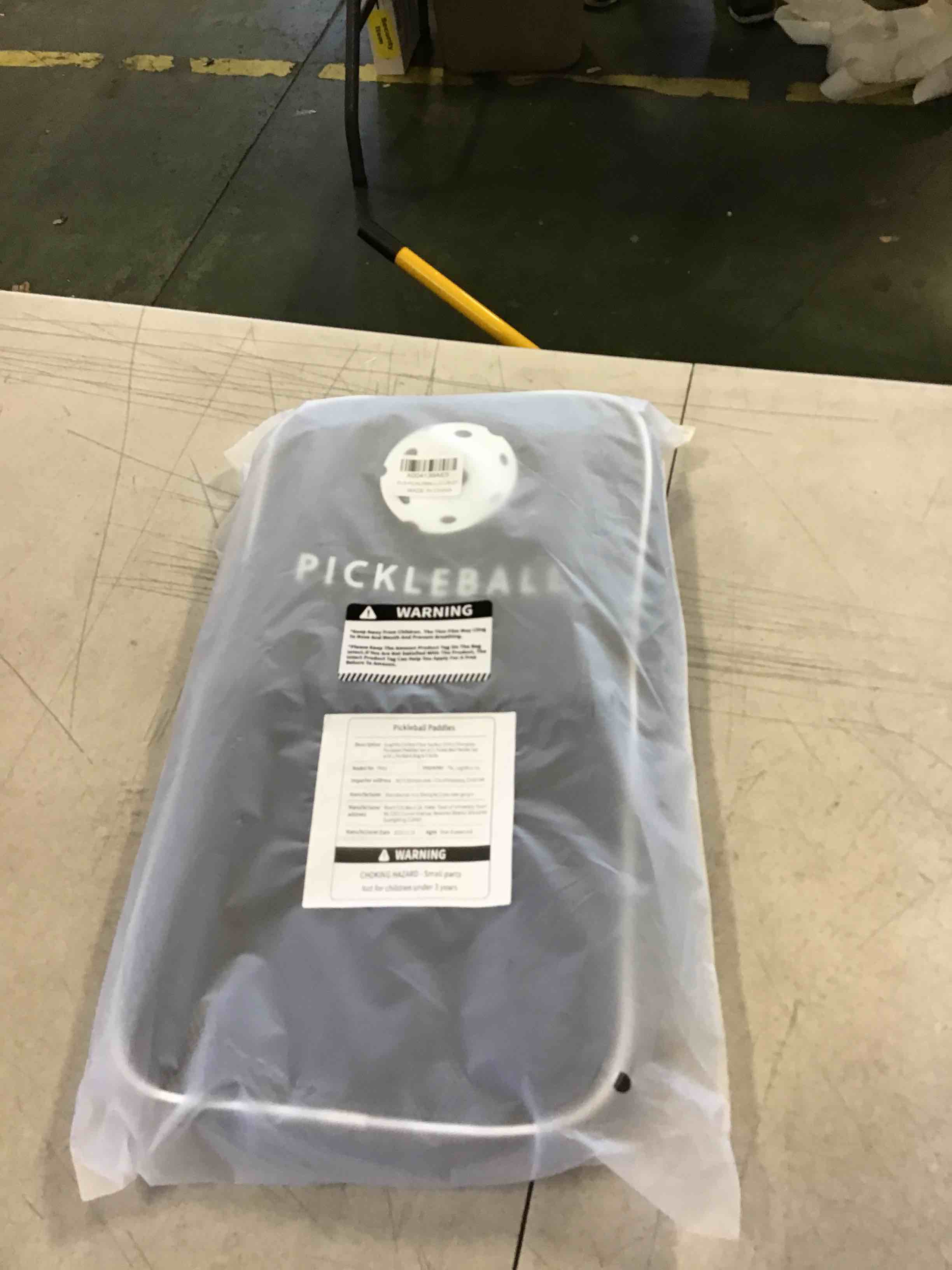https://s3.amazonaws.com/lotting-images-prod/bidfta/PPE0499337_1729704332583.jpeg