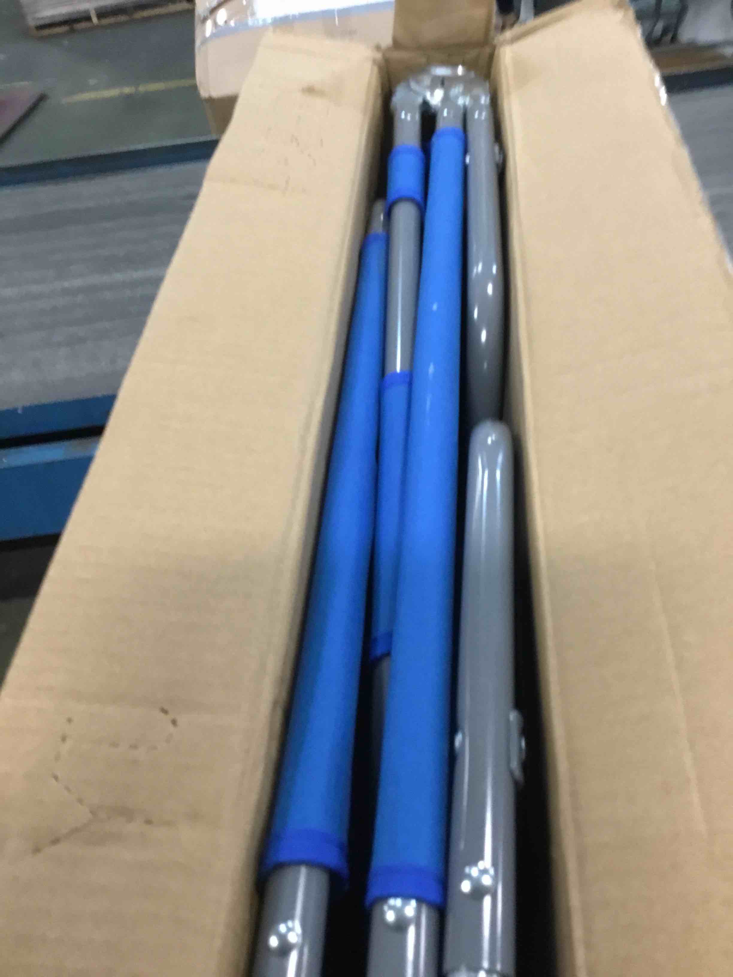 https://s3.amazonaws.com/lotting-images-prod/bidfta/PPE0500411_1730425947442.jpeg