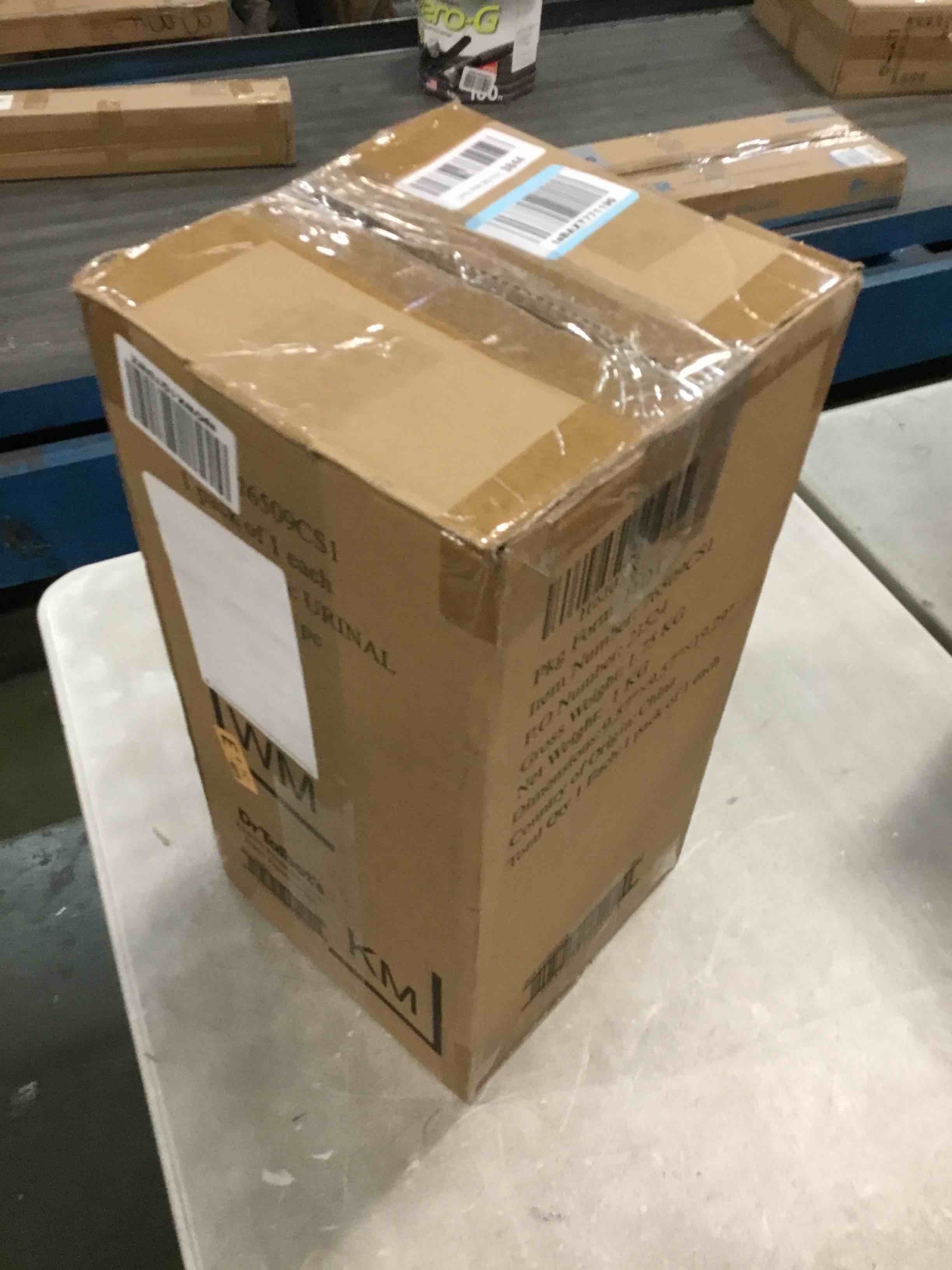 https://s3.amazonaws.com/lotting-images-prod/bidfta/PPE0500645_1730342152537.jpeg