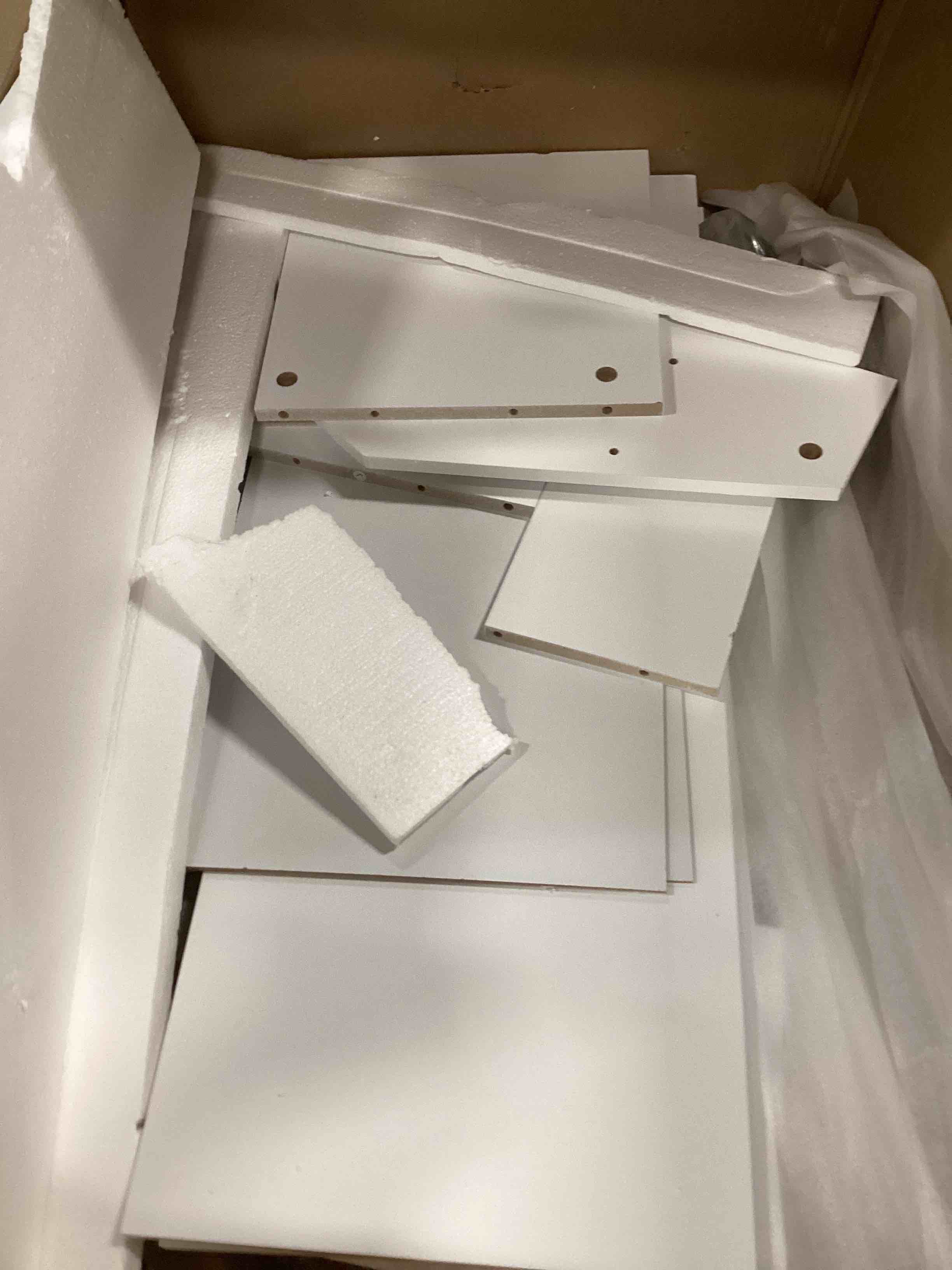 https://s3.amazonaws.com/lotting-images-prod/bidfta/PPE0501236_1729899059233.jpeg