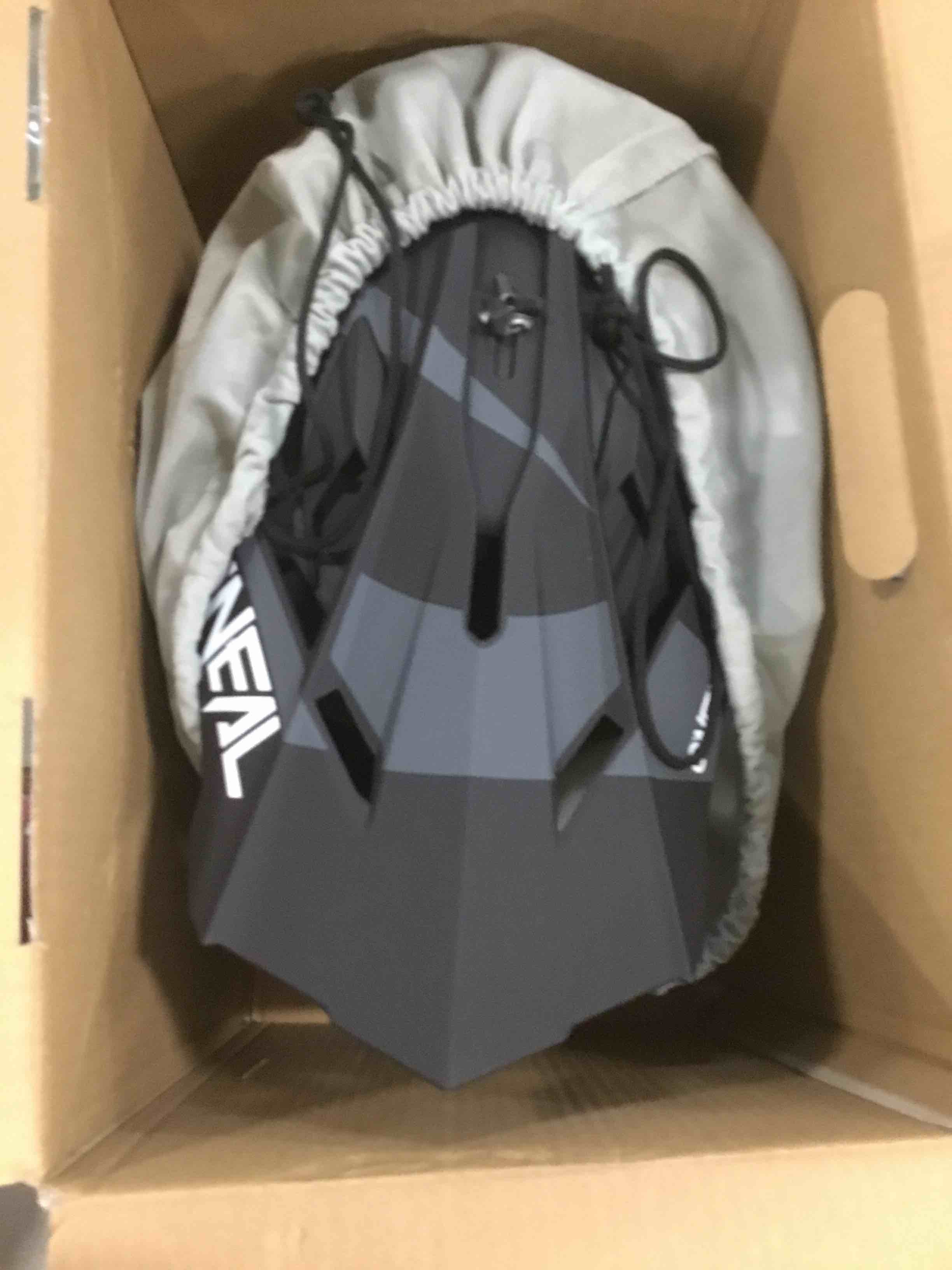 https://s3.amazonaws.com/lotting-images-prod/bidfta/PPE0501569_1729740797330.jpeg