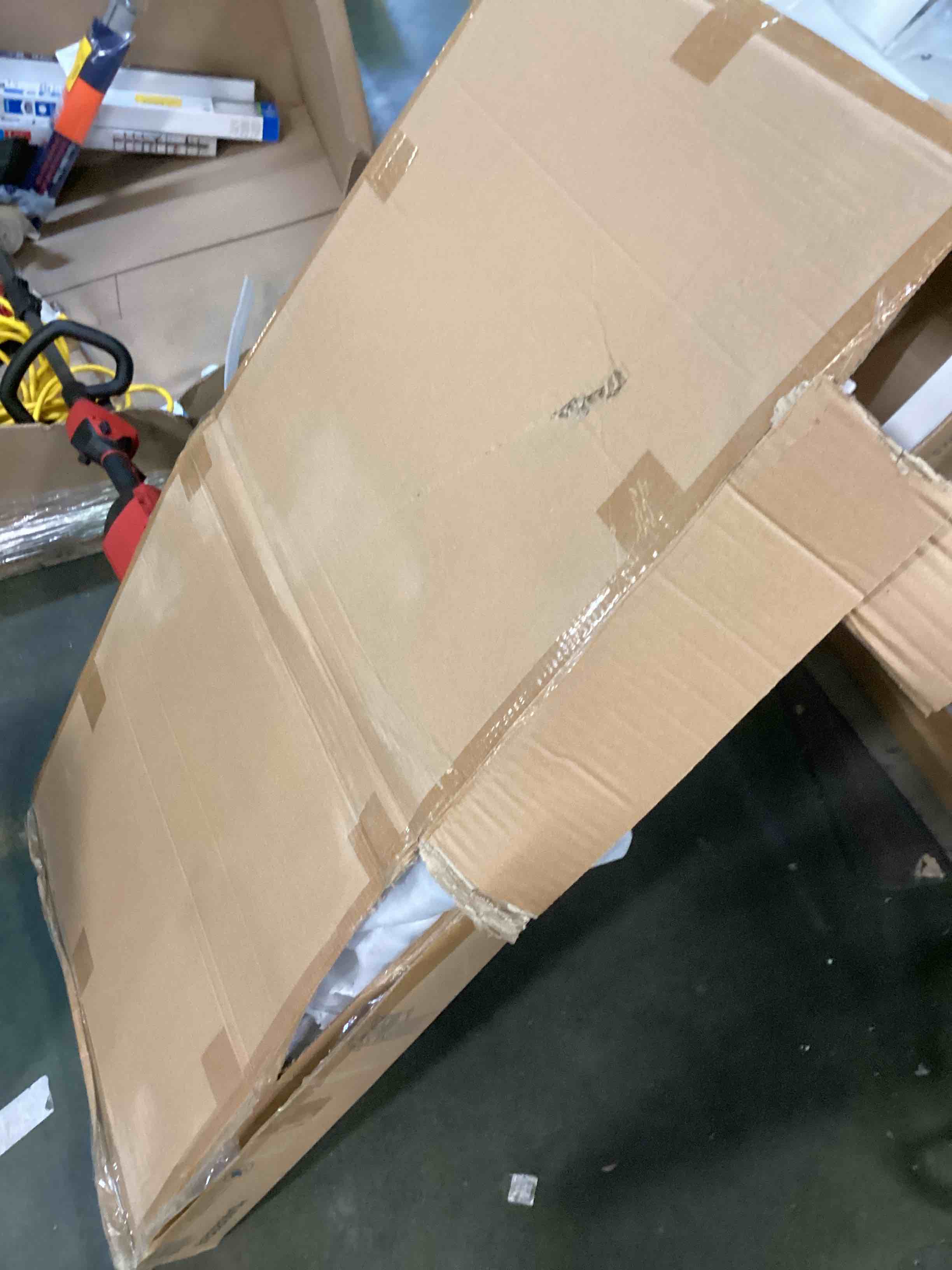 https://s3.amazonaws.com/lotting-images-prod/bidfta/PPE0502213_1729014048640.jpeg