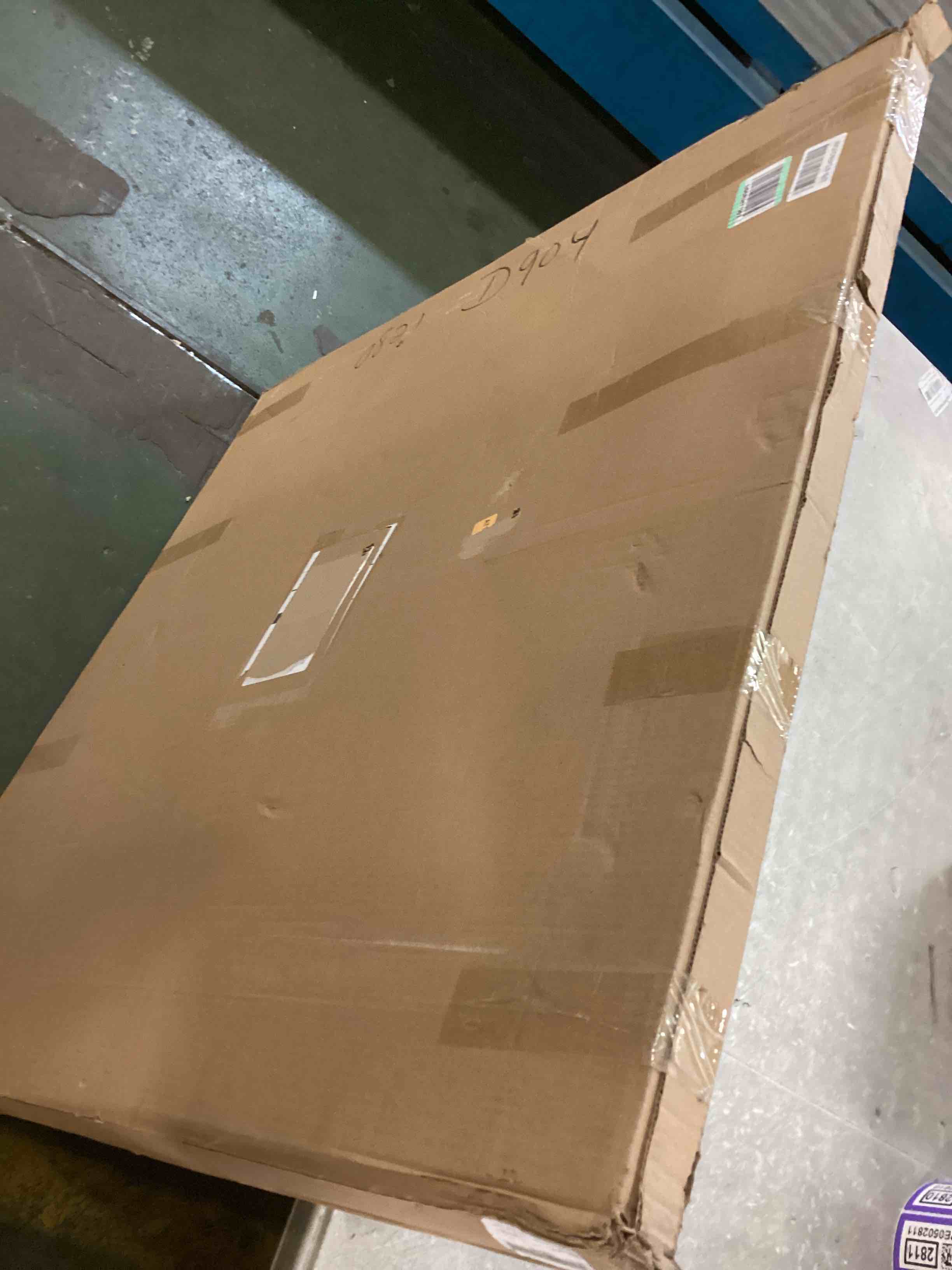 https://s3.amazonaws.com/lotting-images-prod/bidfta/PPE0502800_1729868733743.jpeg