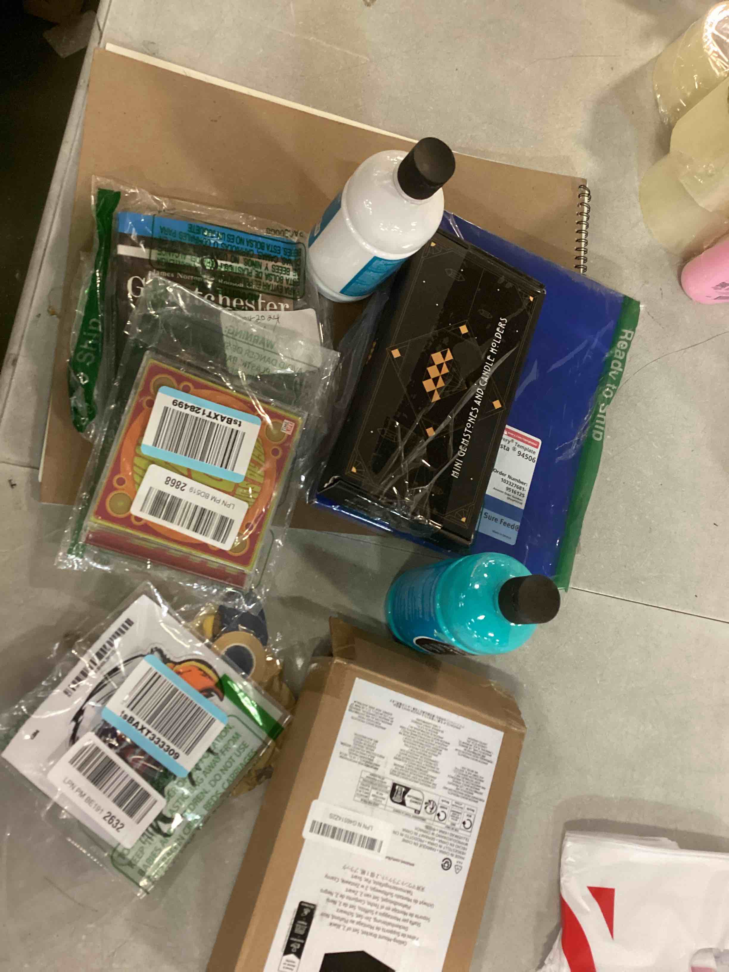 https://s3.amazonaws.com/lotting-images-prod/bidfta/PPE0502858_1729873289623.jpeg