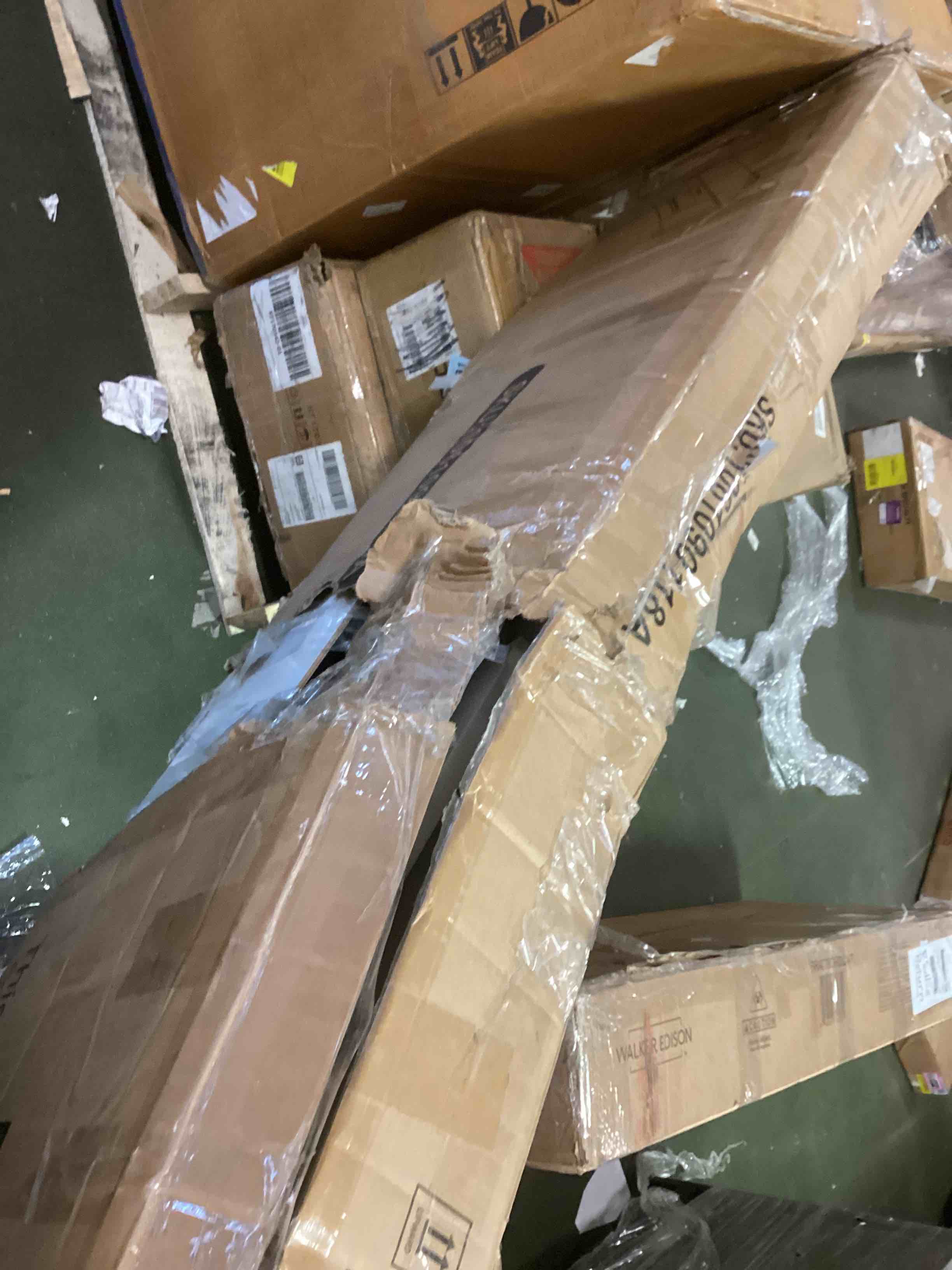 https://s3.amazonaws.com/lotting-images-prod/bidfta/PPE0503162_1730294007042.jpeg