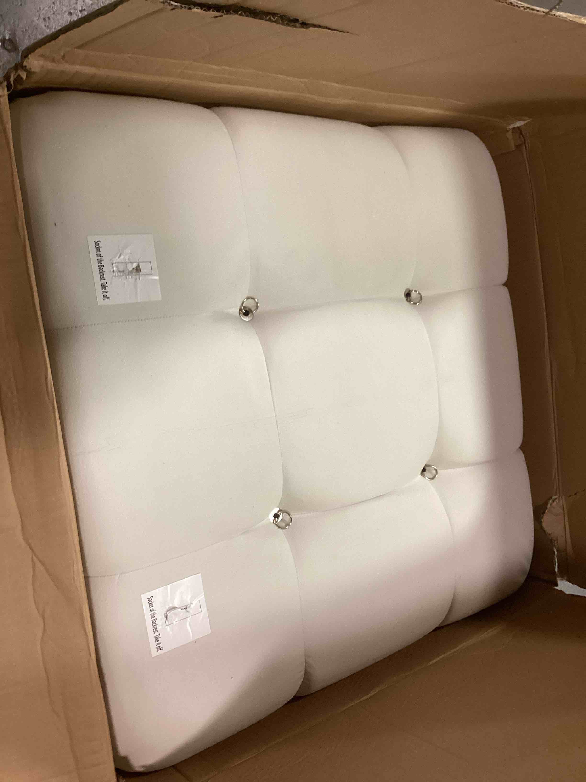 https://s3.amazonaws.com/lotting-images-prod/bidfta/PPE0503369_1730748555200.jpeg