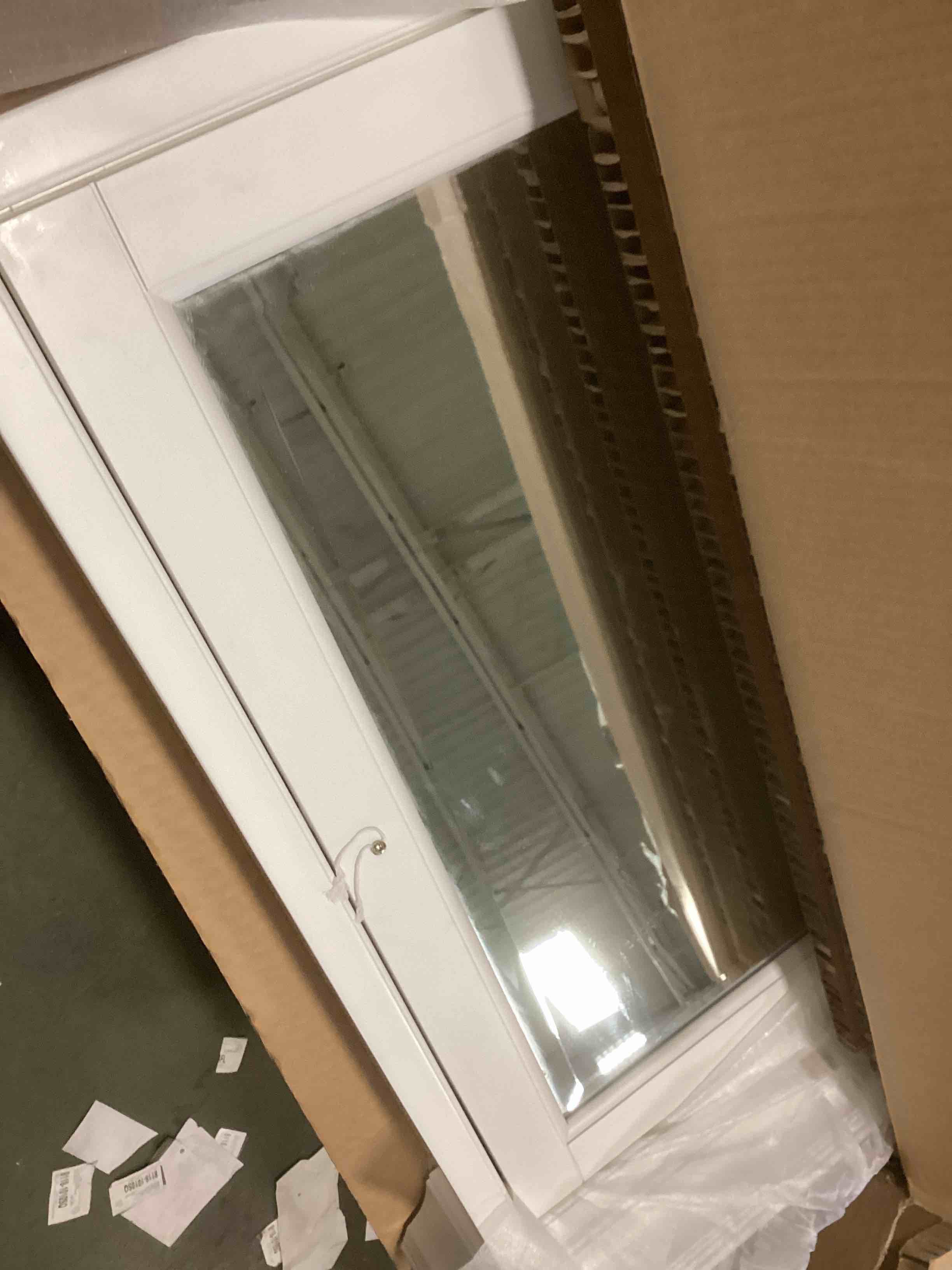 https://s3.amazonaws.com/lotting-images-prod/bidfta/PPE0503492_1730837783659.jpeg