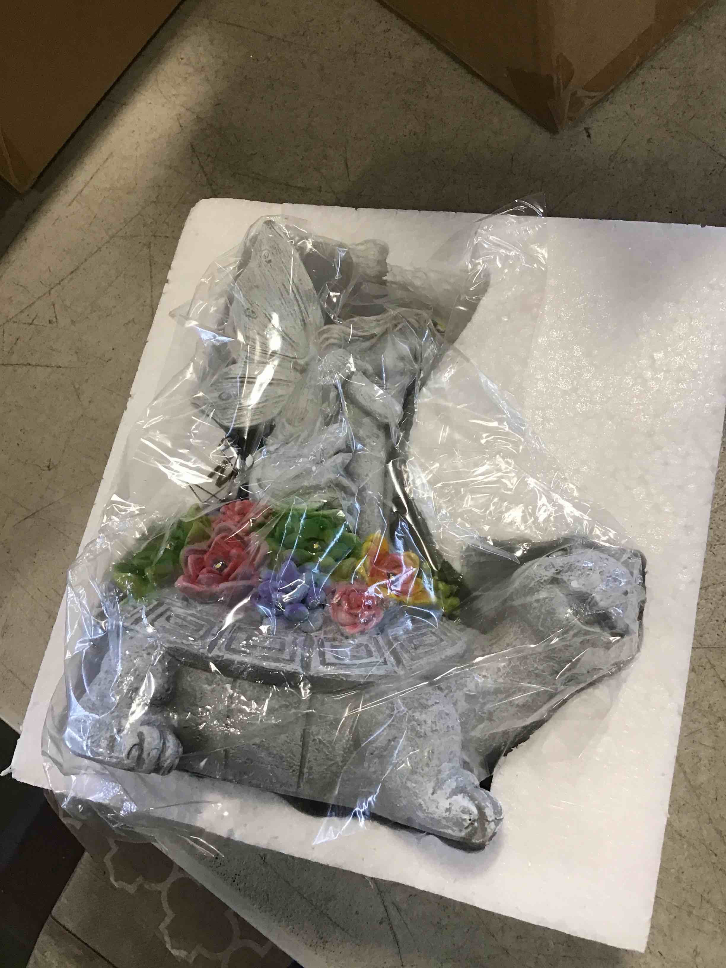 https://s3.amazonaws.com/lotting-images-prod/bidfta/PPE0504382_1730228449611.jpeg