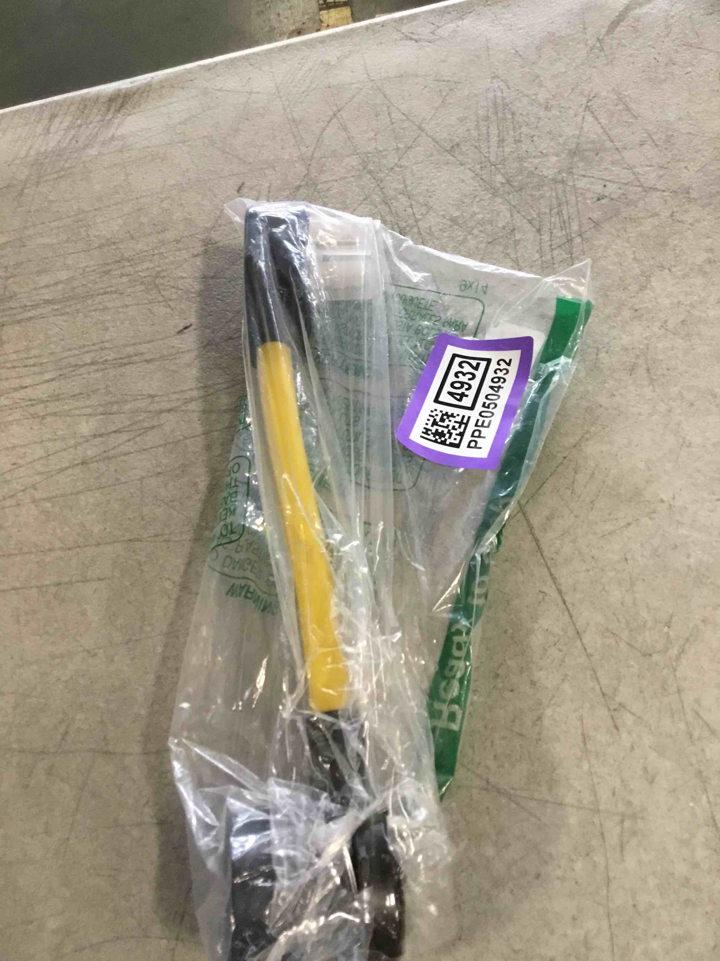 https://s3.amazonaws.com/lotting-images-prod/bidfta/PPE0504932_1729867894084.jpeg