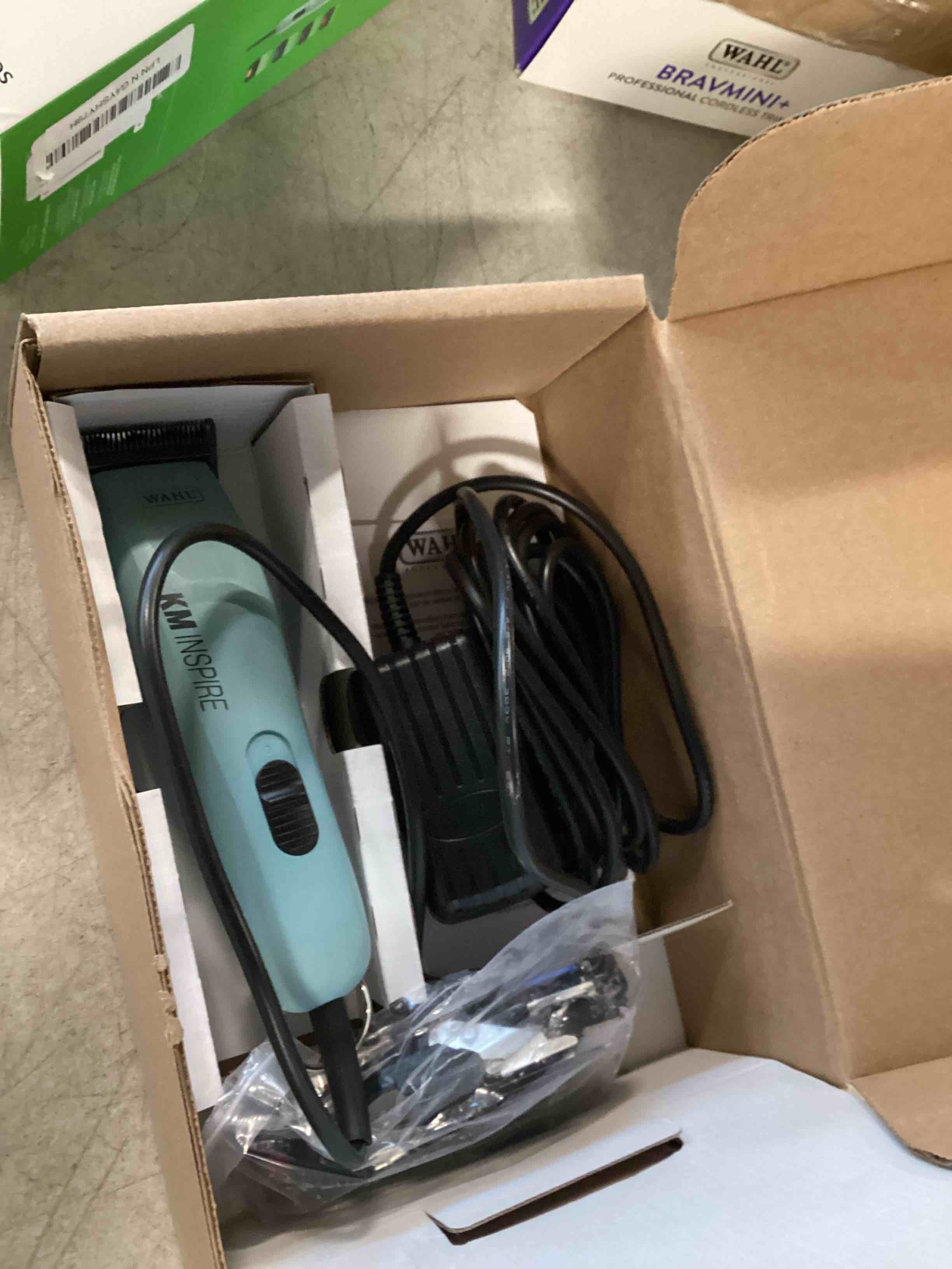 https://s3.amazonaws.com/lotting-images-prod/bidfta/PPE0505348_1729686002438.jpeg