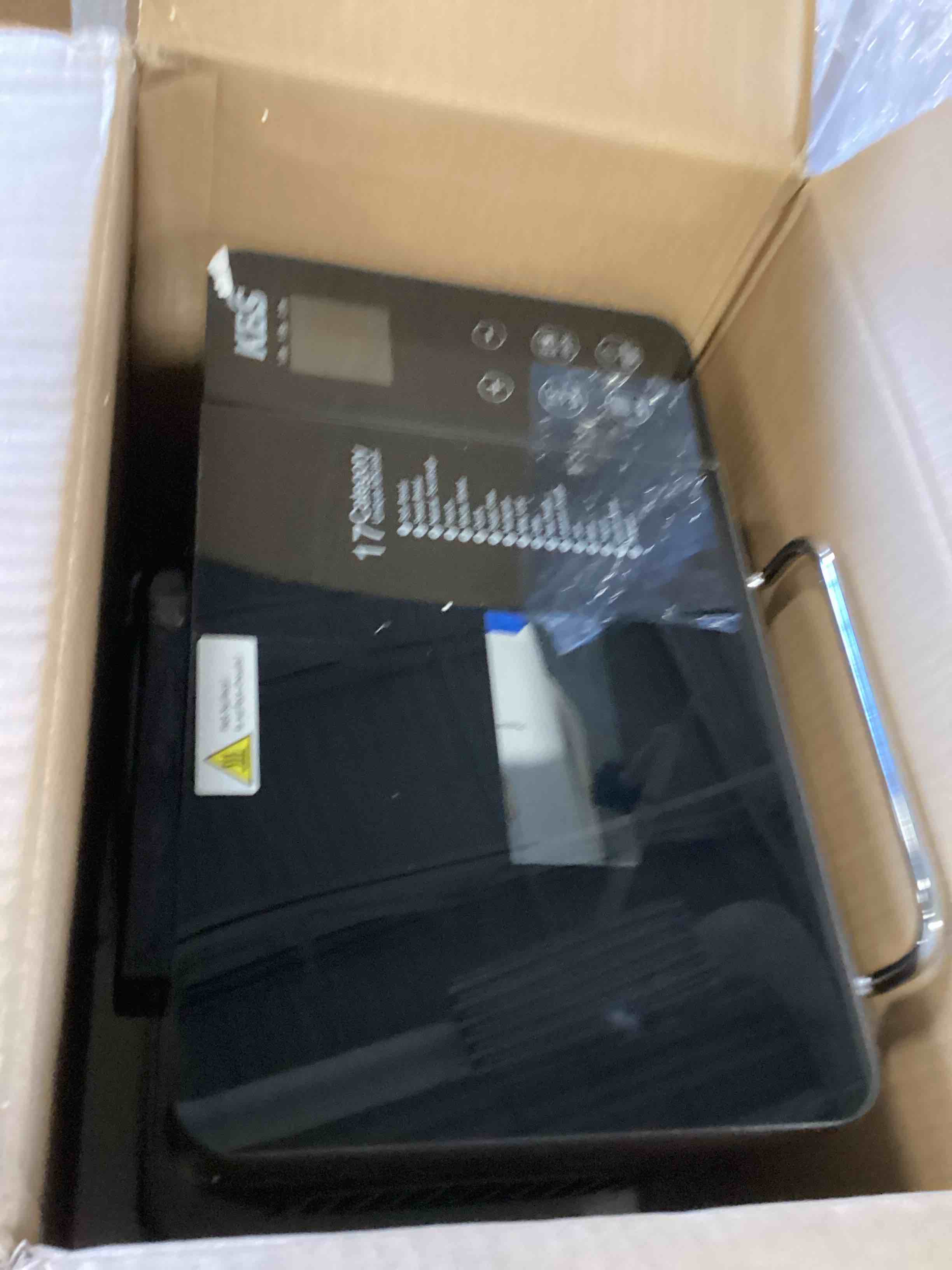 https://s3.amazonaws.com/lotting-images-prod/bidfta/PPE0505459_1729608470758.jpeg