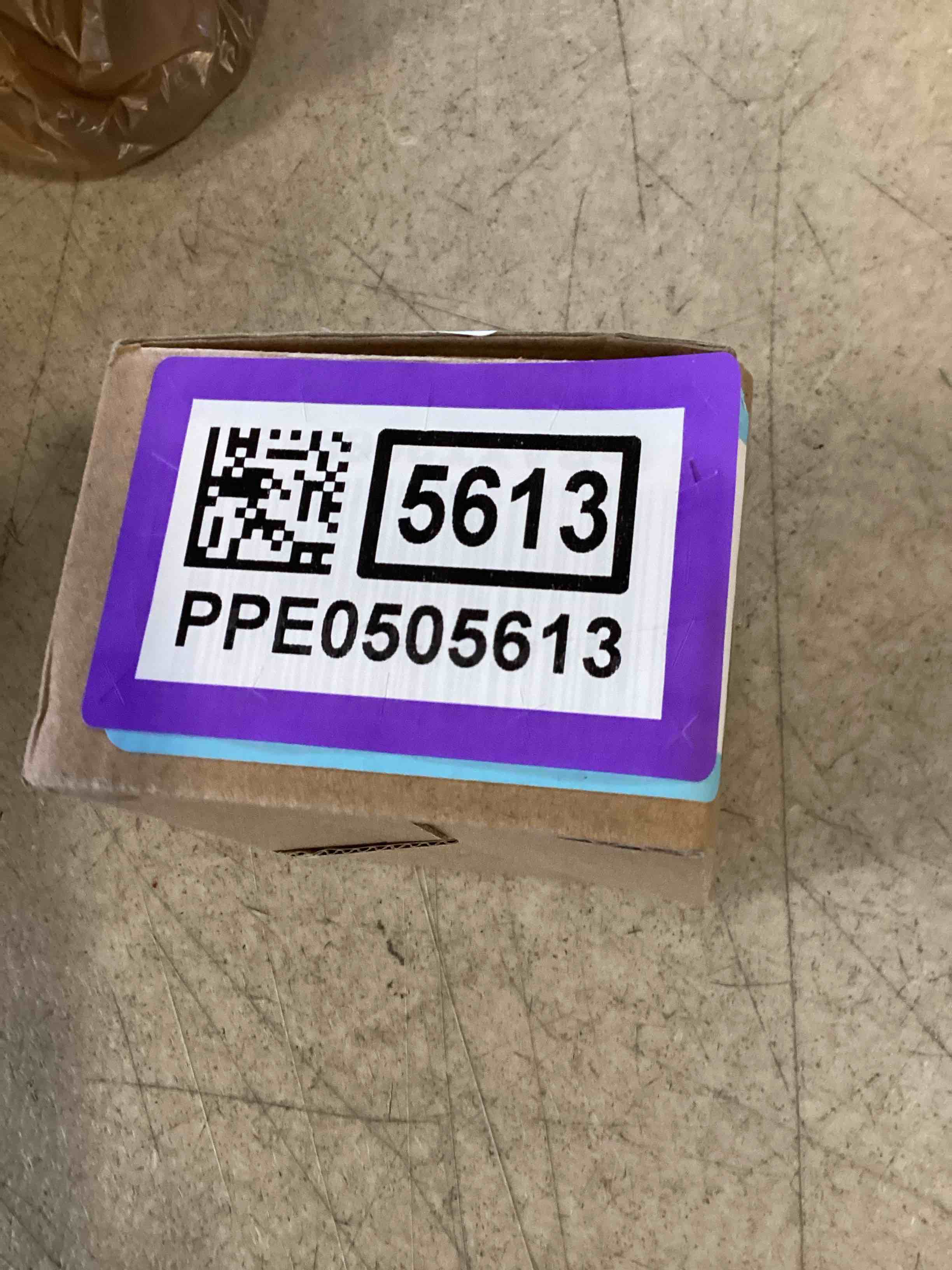 https://s3.amazonaws.com/lotting-images-prod/bidfta/PPE0505613_1729535884524.jpeg