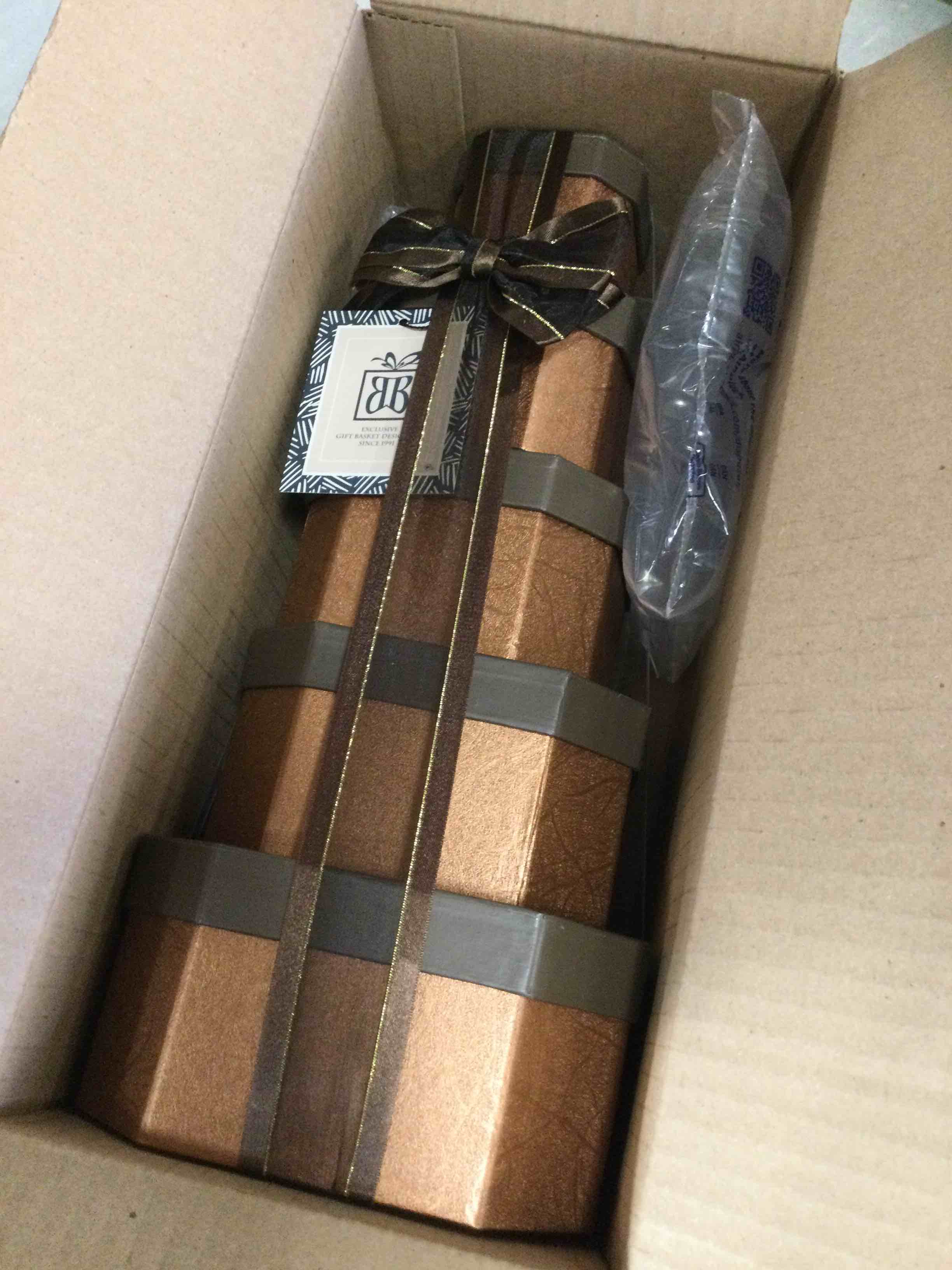 https://s3.amazonaws.com/lotting-images-prod/bidfta/PPE0506229_1728476828265.jpeg