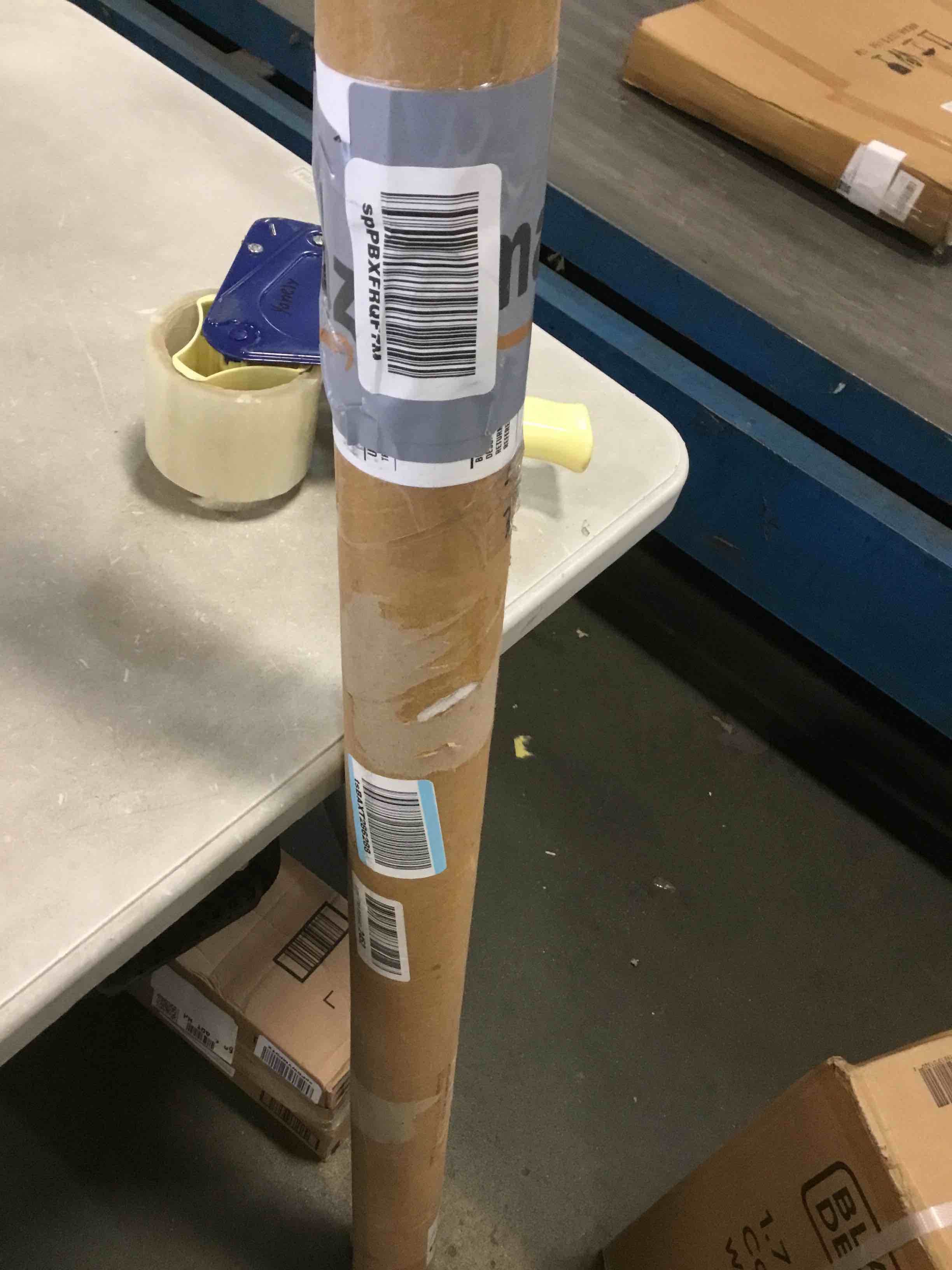 https://s3.amazonaws.com/lotting-images-prod/bidfta/PPE0507009_1729103067226.jpeg