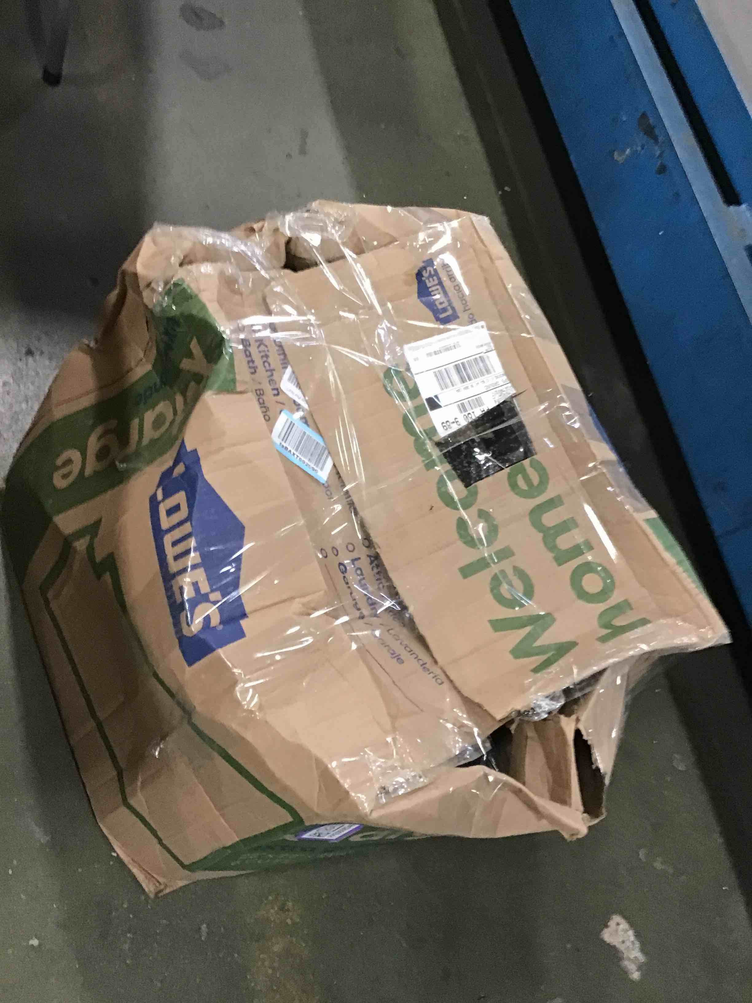 https://s3.amazonaws.com/lotting-images-prod/bidfta/PPE0508246_1729013438795.jpeg