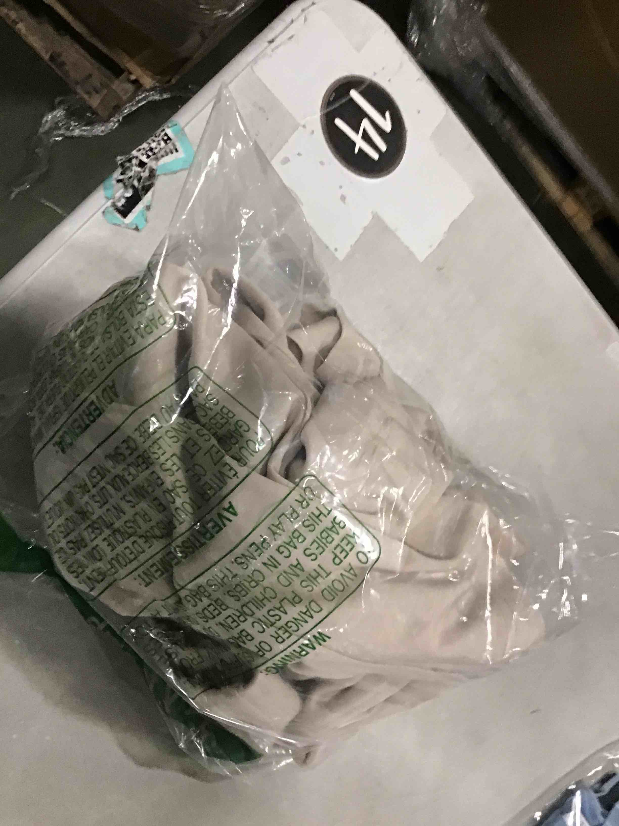 https://s3.amazonaws.com/lotting-images-prod/bidfta/PPE0509013_1728907987156.jpeg