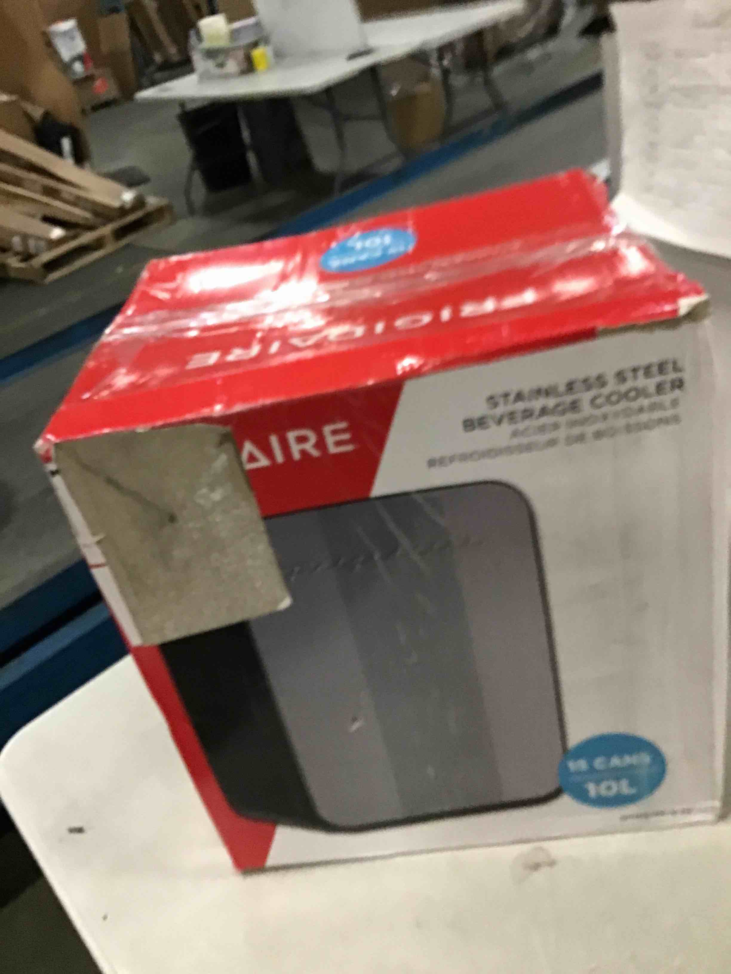 https://s3.amazonaws.com/lotting-images-prod/bidfta/PPE0509873_1728645503080.jpeg