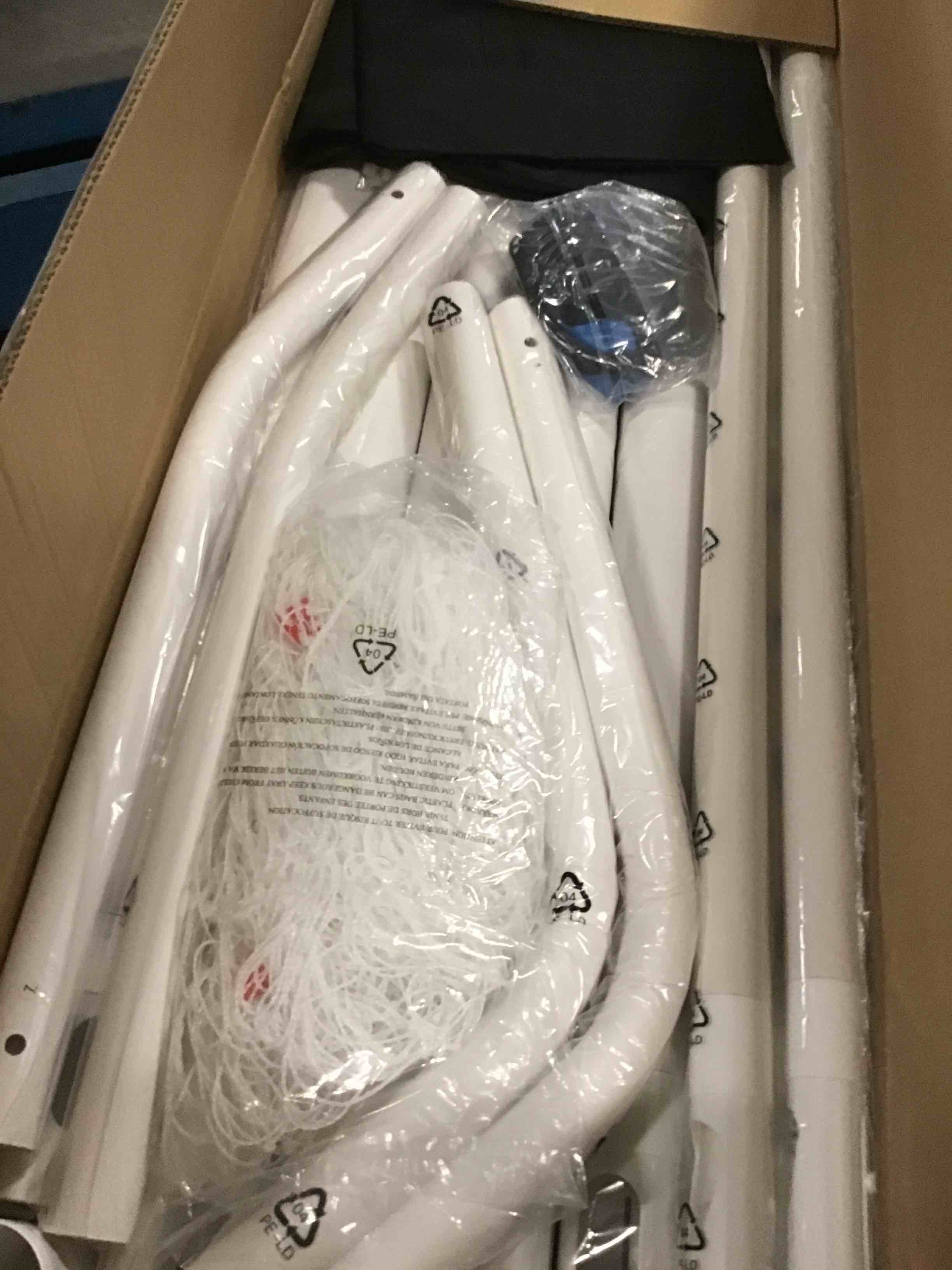 https://s3.amazonaws.com/lotting-images-prod/bidfta/PPE0510352_1729344691834.jpeg