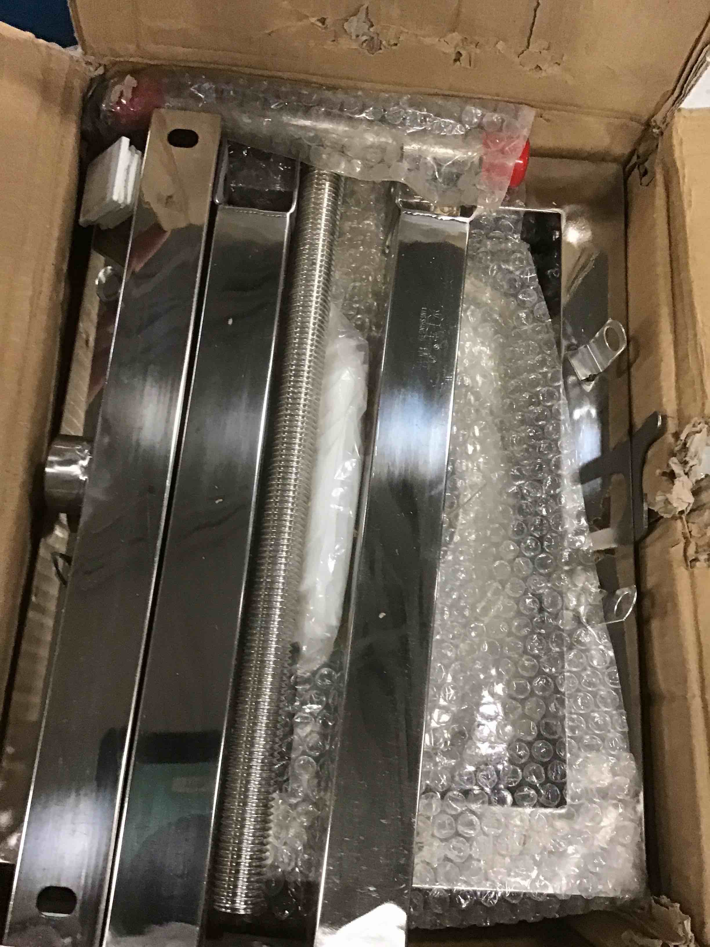 https://s3.amazonaws.com/lotting-images-prod/bidfta/PPE0510356_1729344301312.jpeg