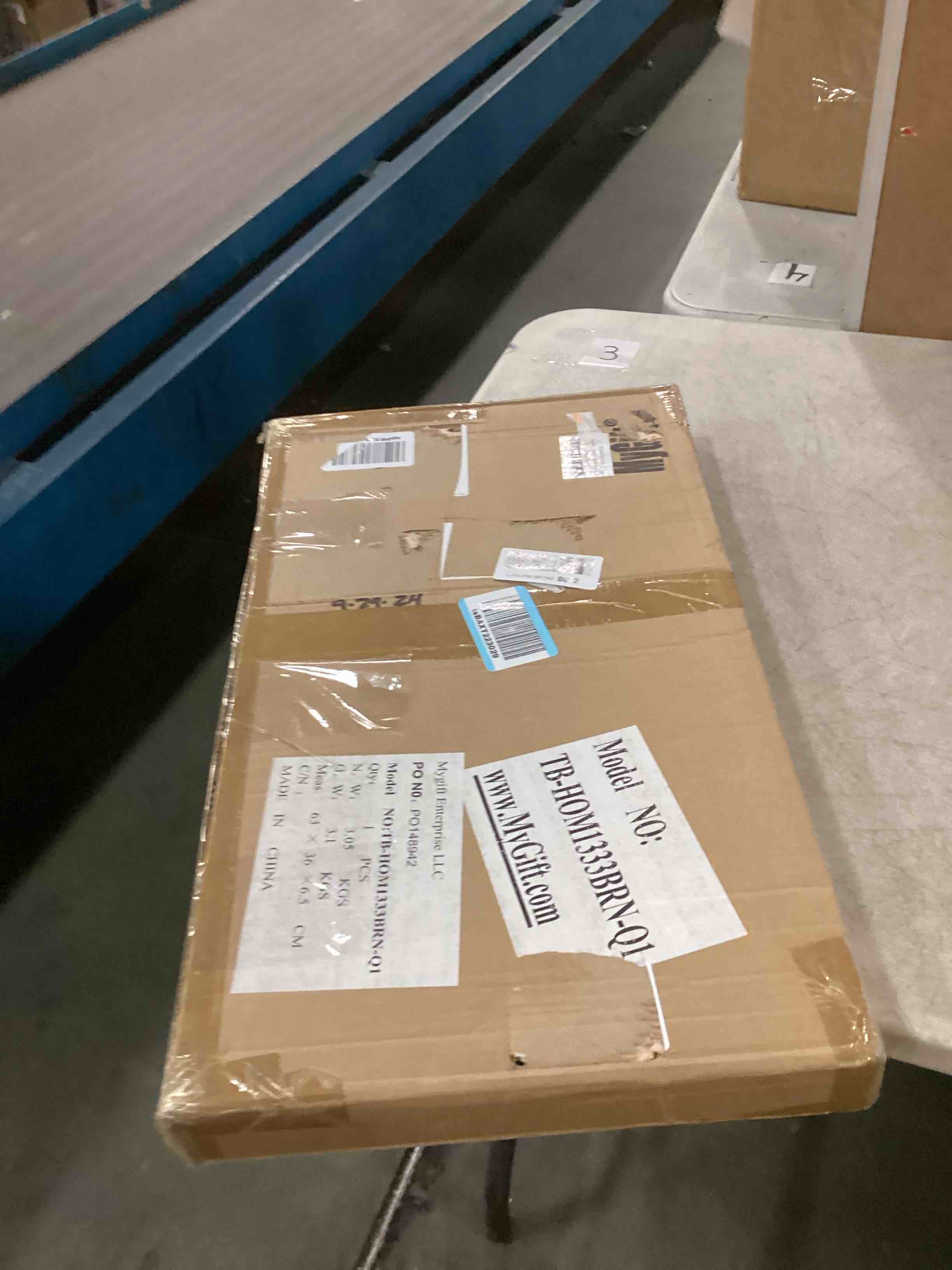 https://s3.amazonaws.com/lotting-images-prod/bidfta/PPE0512126_1729740045767.jpeg