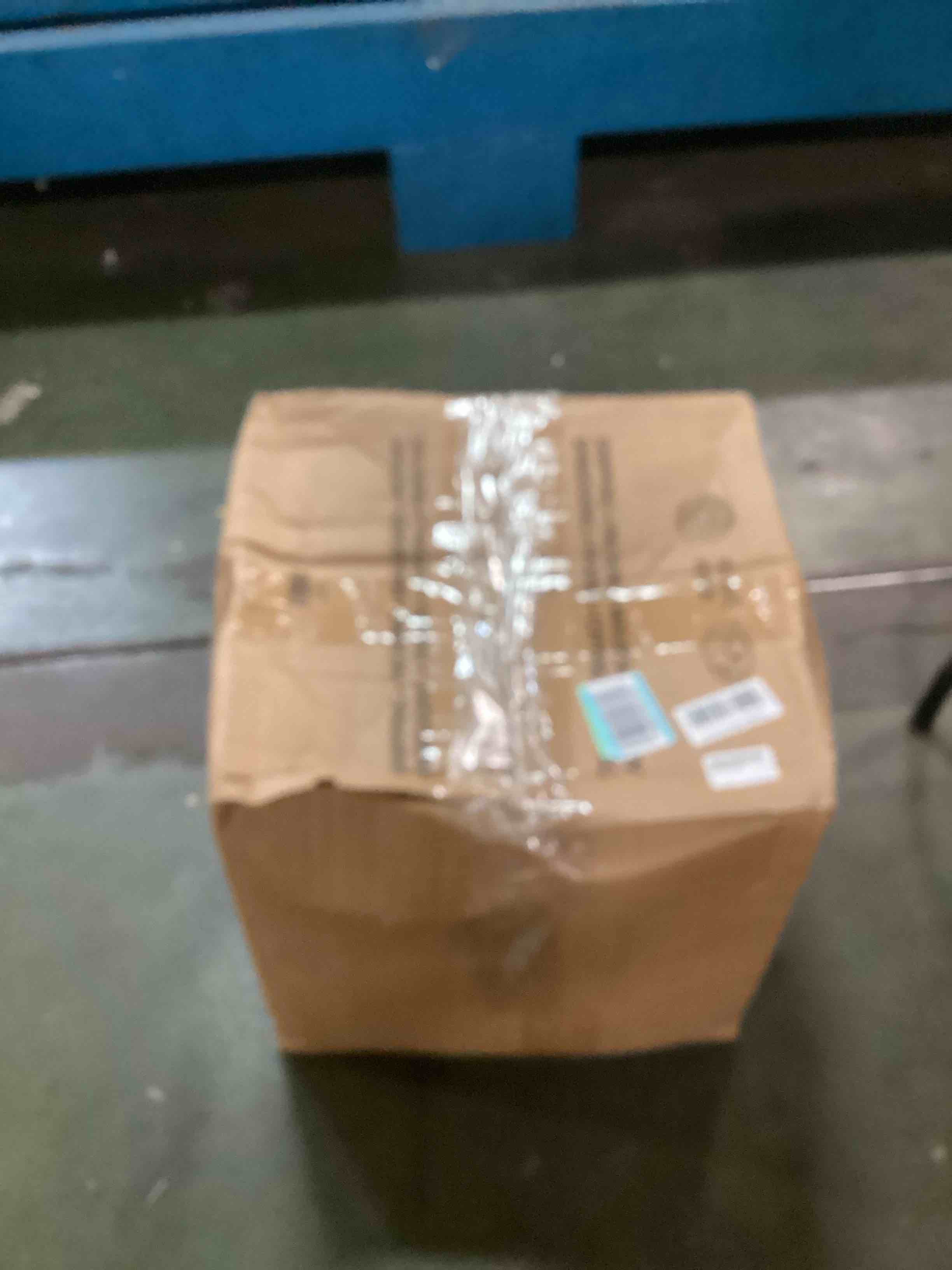 https://s3.amazonaws.com/lotting-images-prod/bidfta/PPE0512352_1729654777365.jpeg