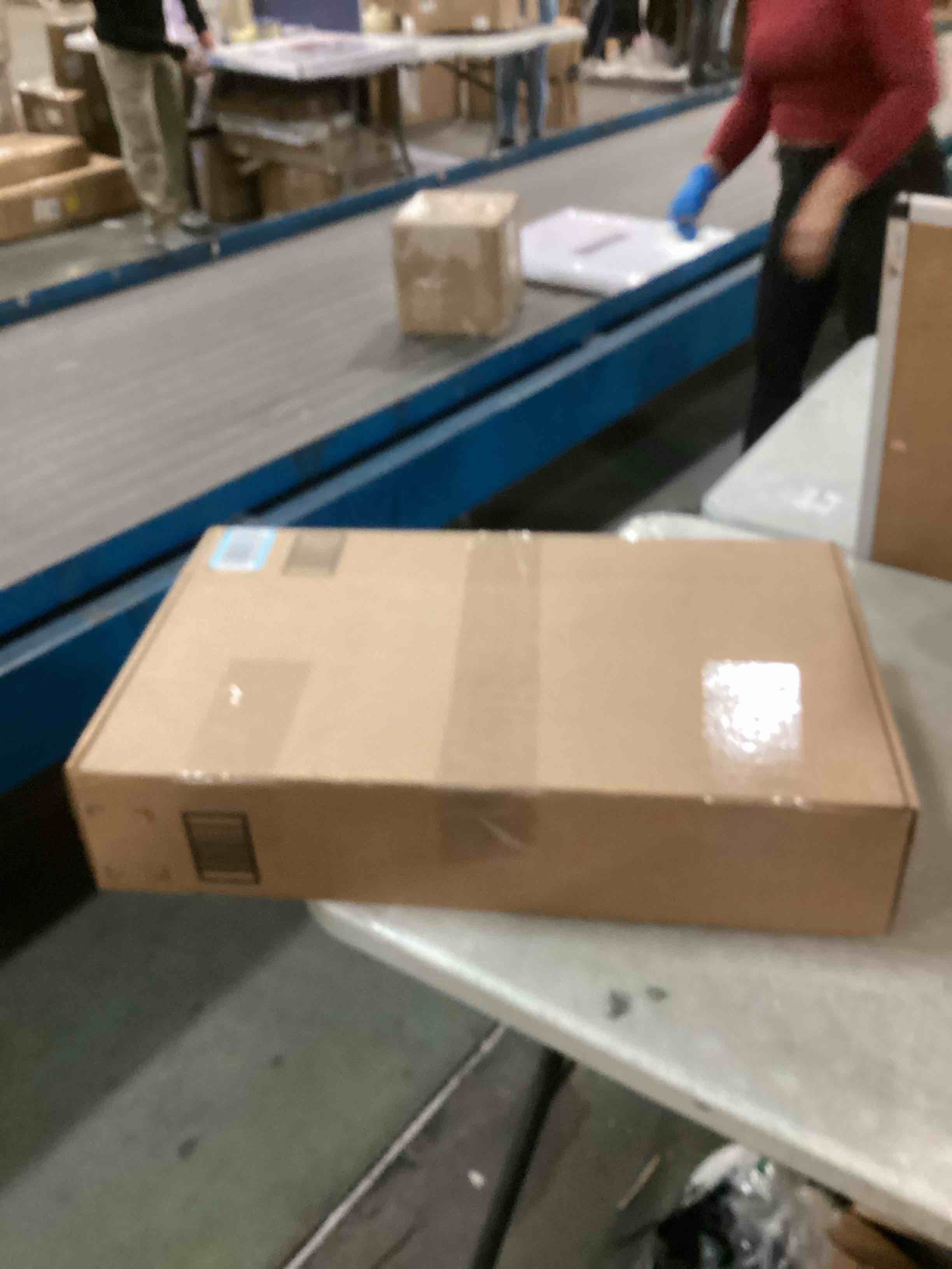 https://s3.amazonaws.com/lotting-images-prod/bidfta/PPE0512368_1729652015697.jpeg