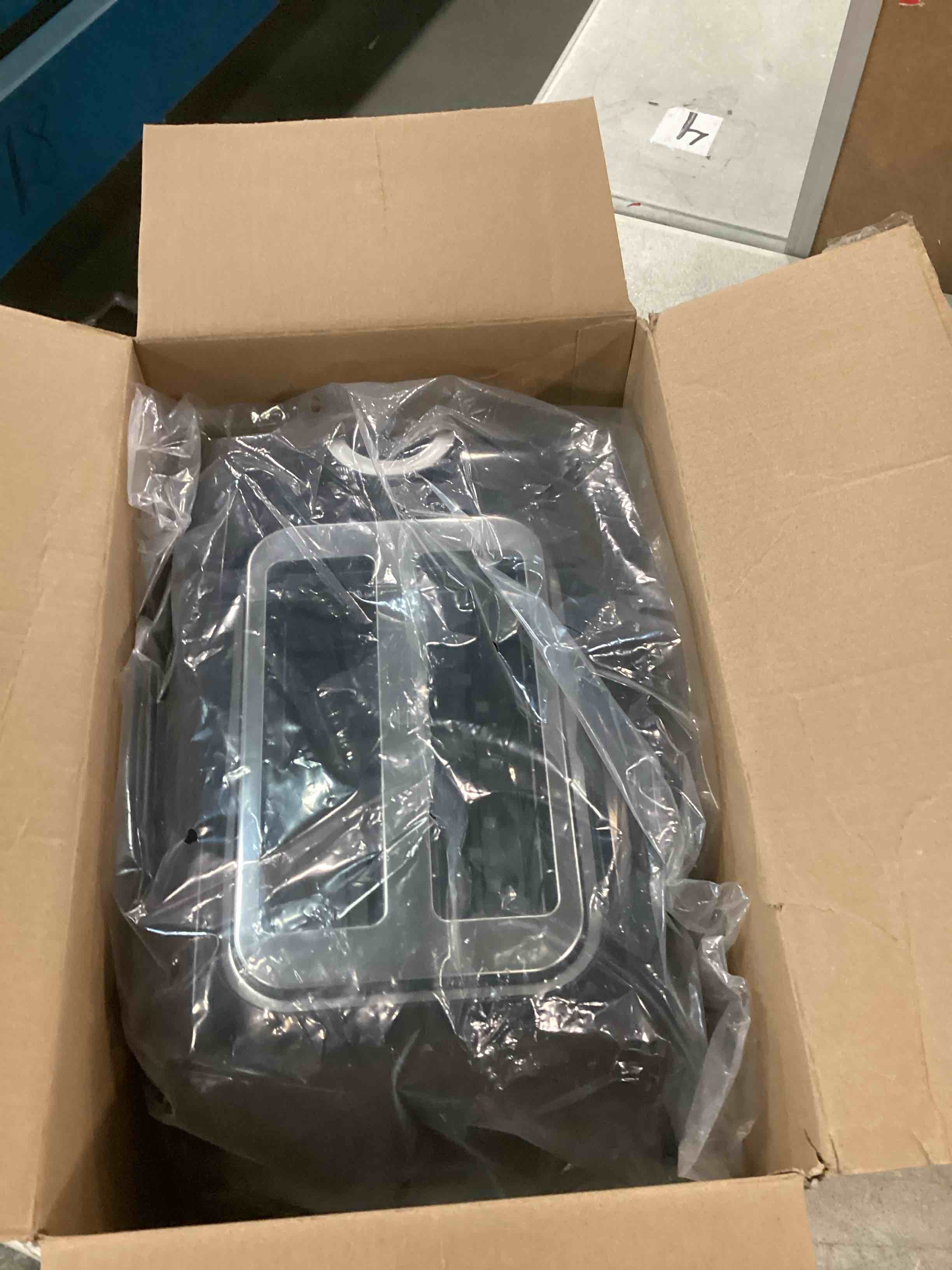 https://s3.amazonaws.com/lotting-images-prod/bidfta/PPE0512596_1729567920834.jpeg