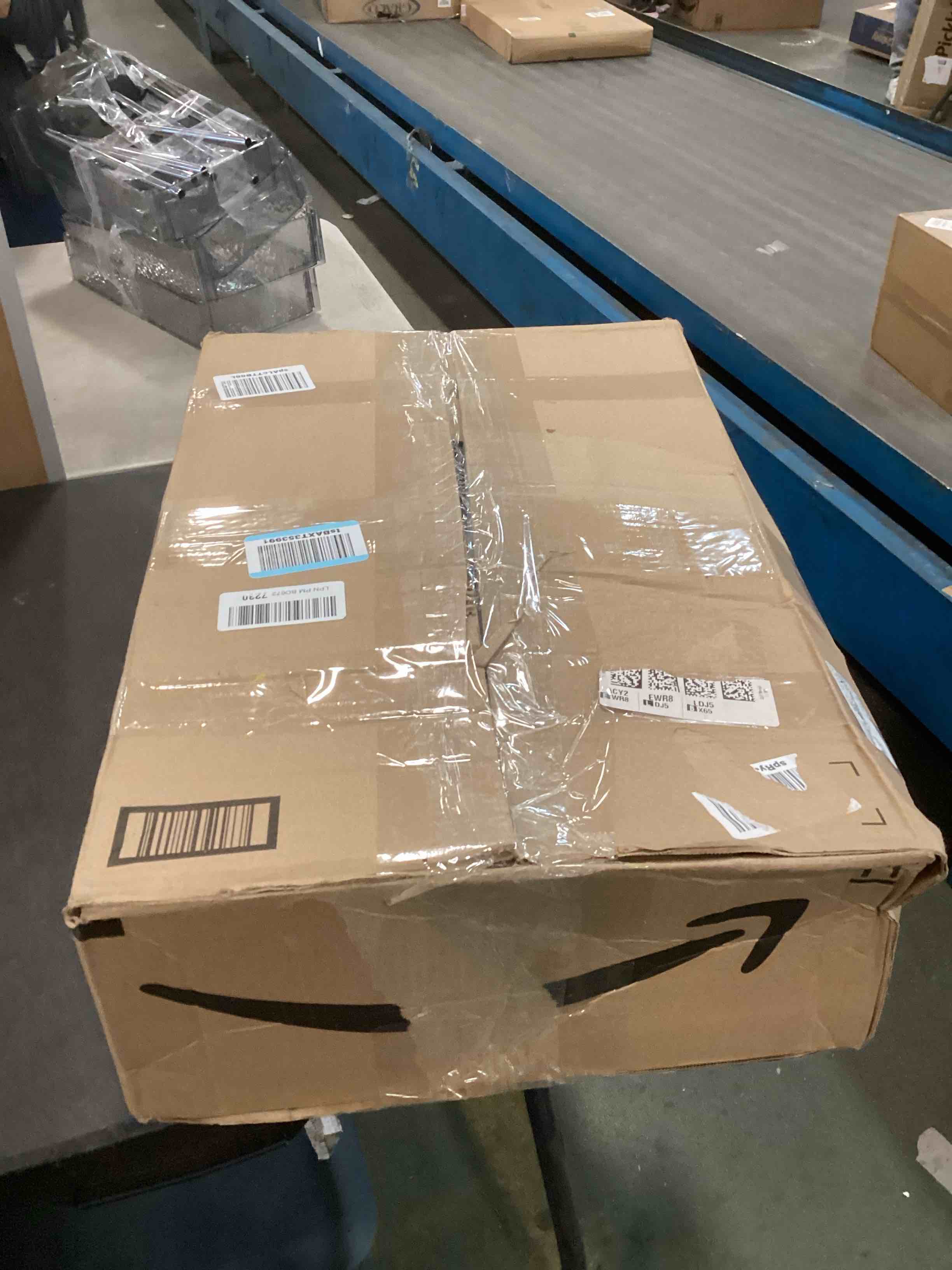 https://s3.amazonaws.com/lotting-images-prod/bidfta/PPE0512812_1729352746288.jpeg