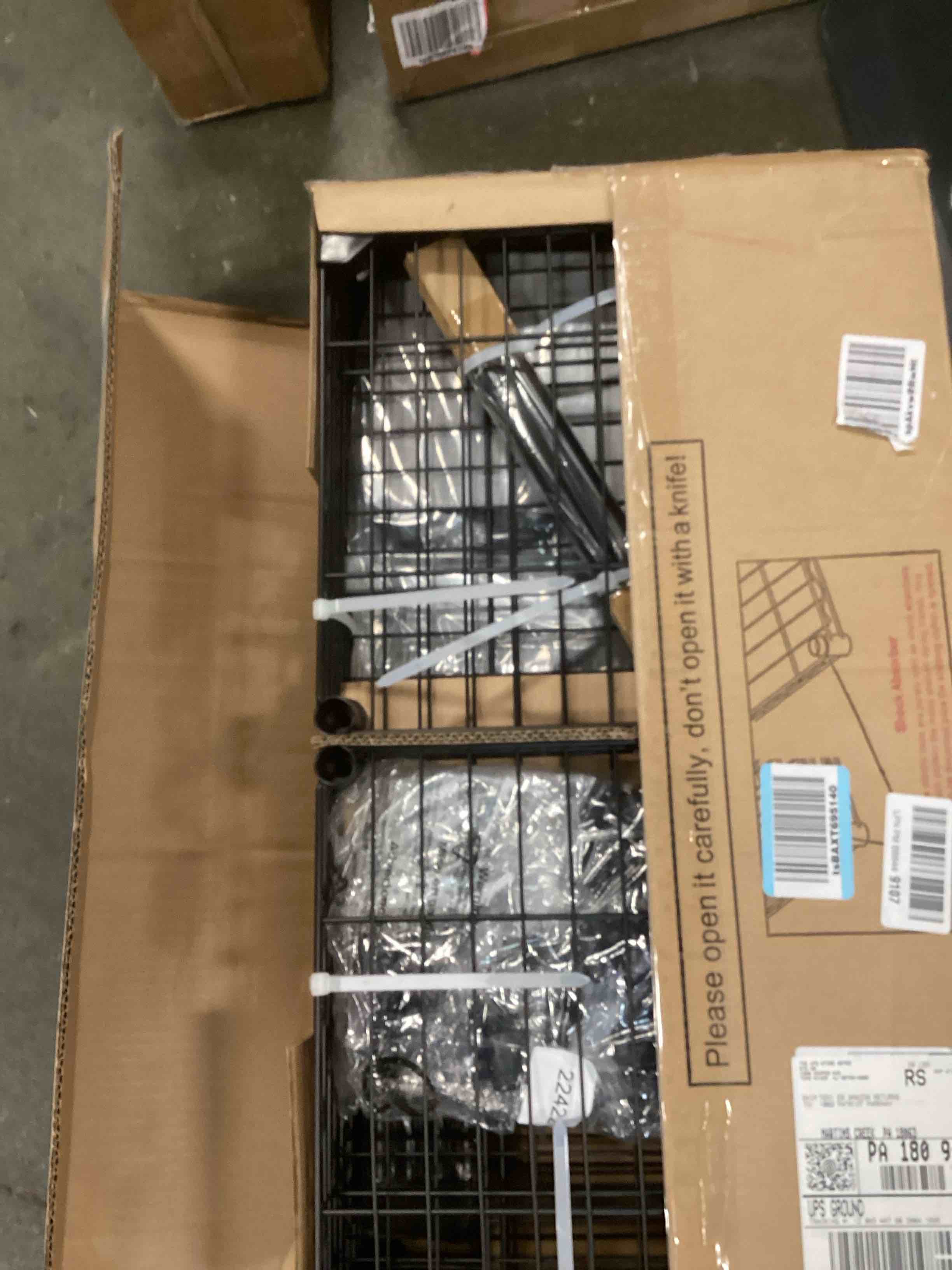 https://s3.amazonaws.com/lotting-images-prod/bidfta/PPE0512826_1729351061102.jpeg