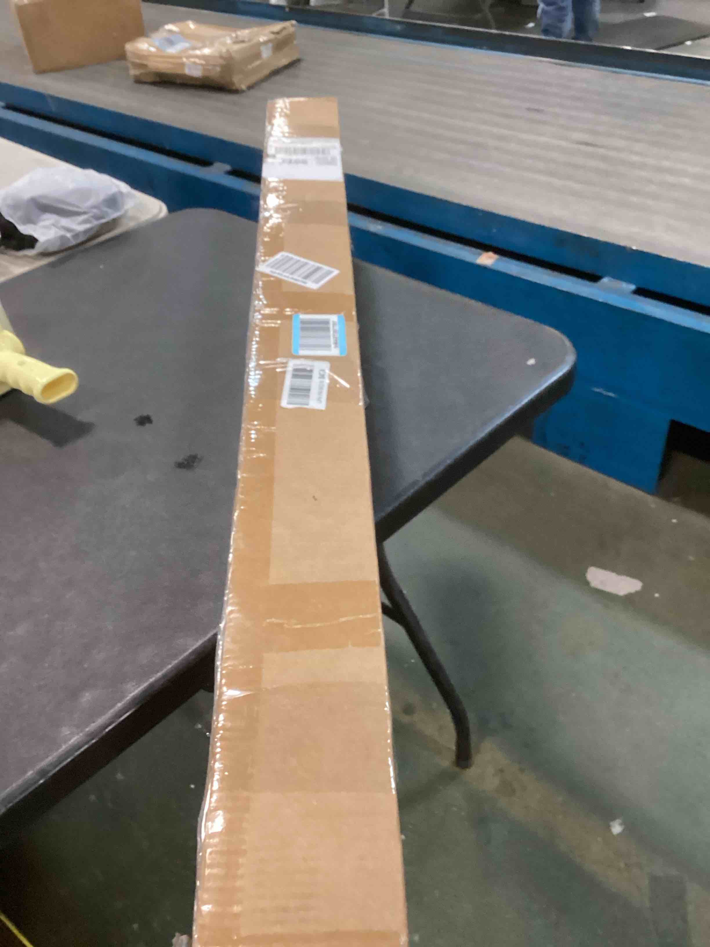 https://s3.amazonaws.com/lotting-images-prod/bidfta/PPE0512871_1729344540887.jpeg