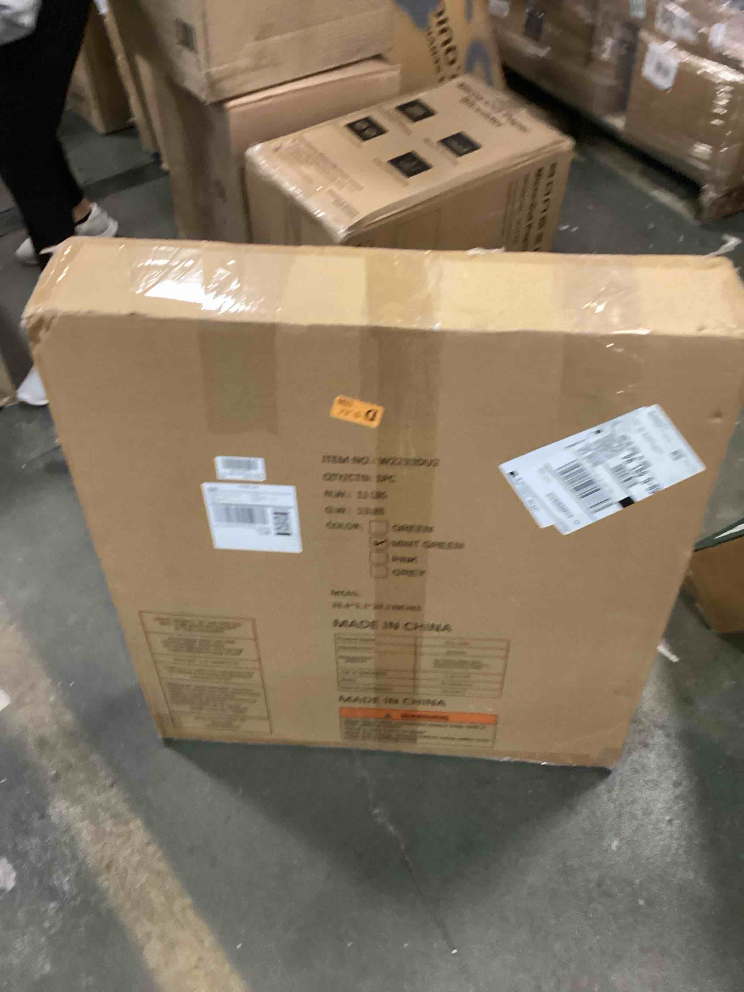 https://s3.amazonaws.com/lotting-images-prod/bidfta/PPE0512914_1729338355402.jpeg