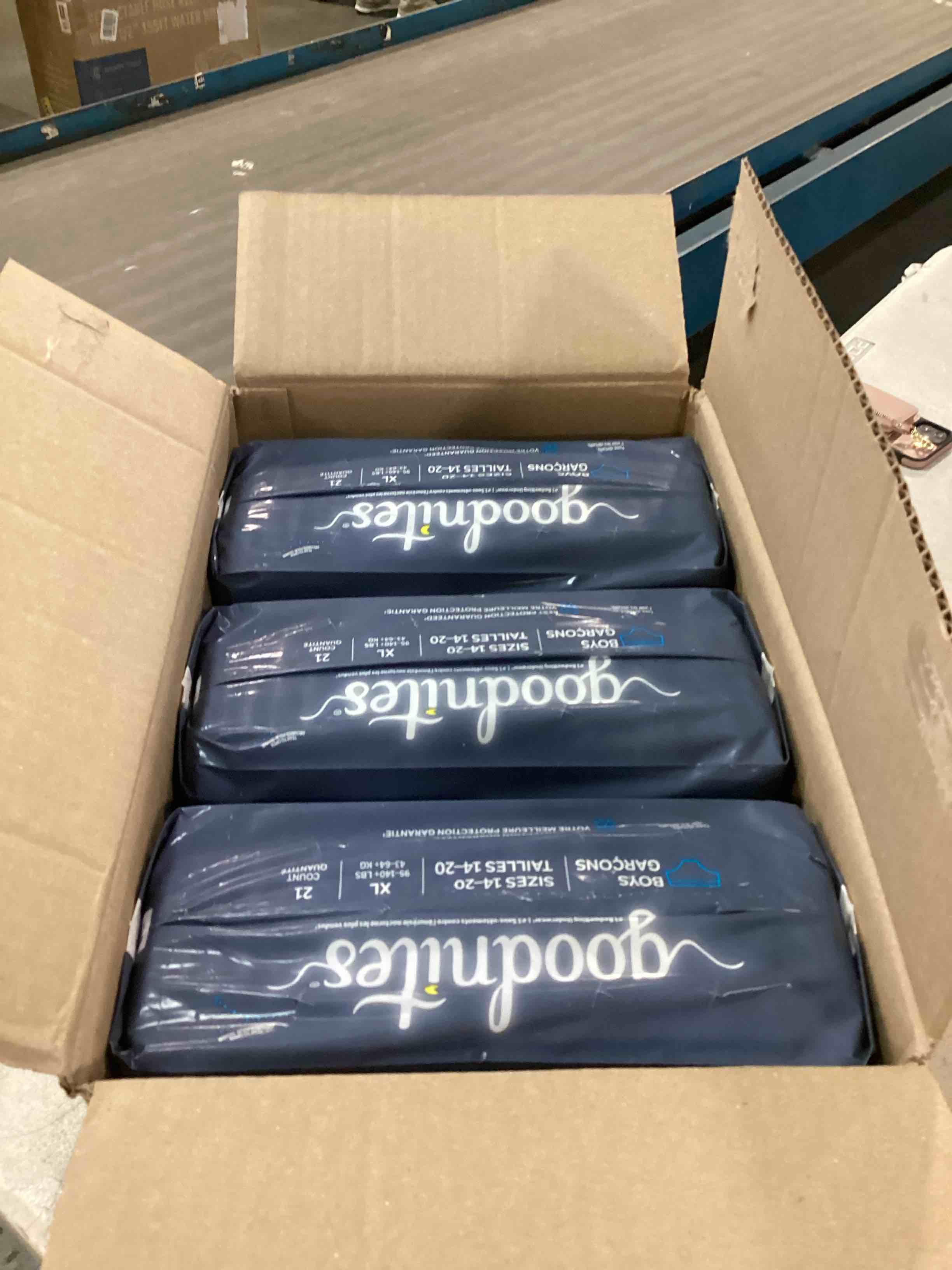 https://s3.amazonaws.com/lotting-images-prod/bidfta/PPE0513314_1729202983579.jpeg