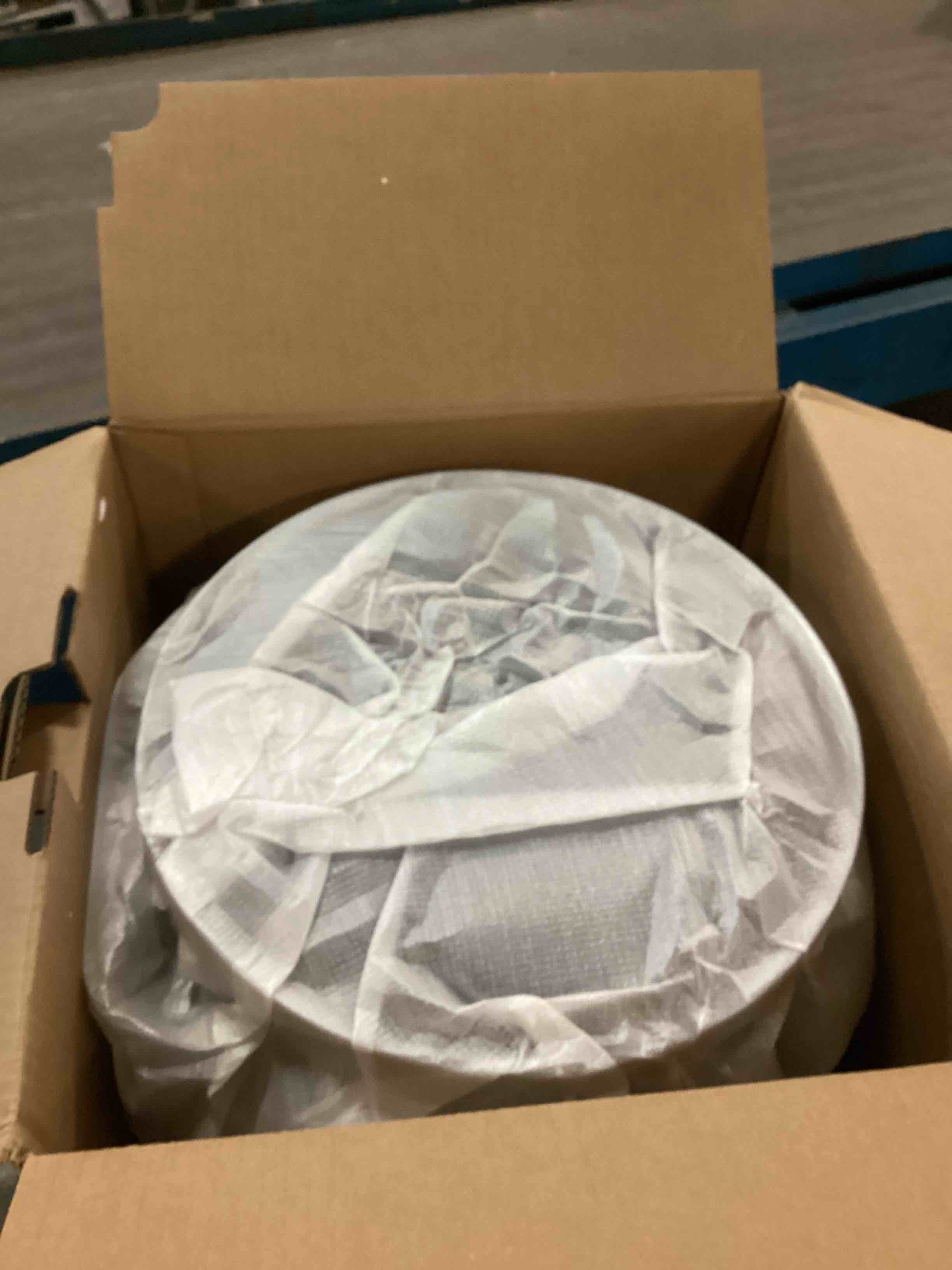 https://s3.amazonaws.com/lotting-images-prod/bidfta/PPE0513409_1729137326188.jpeg