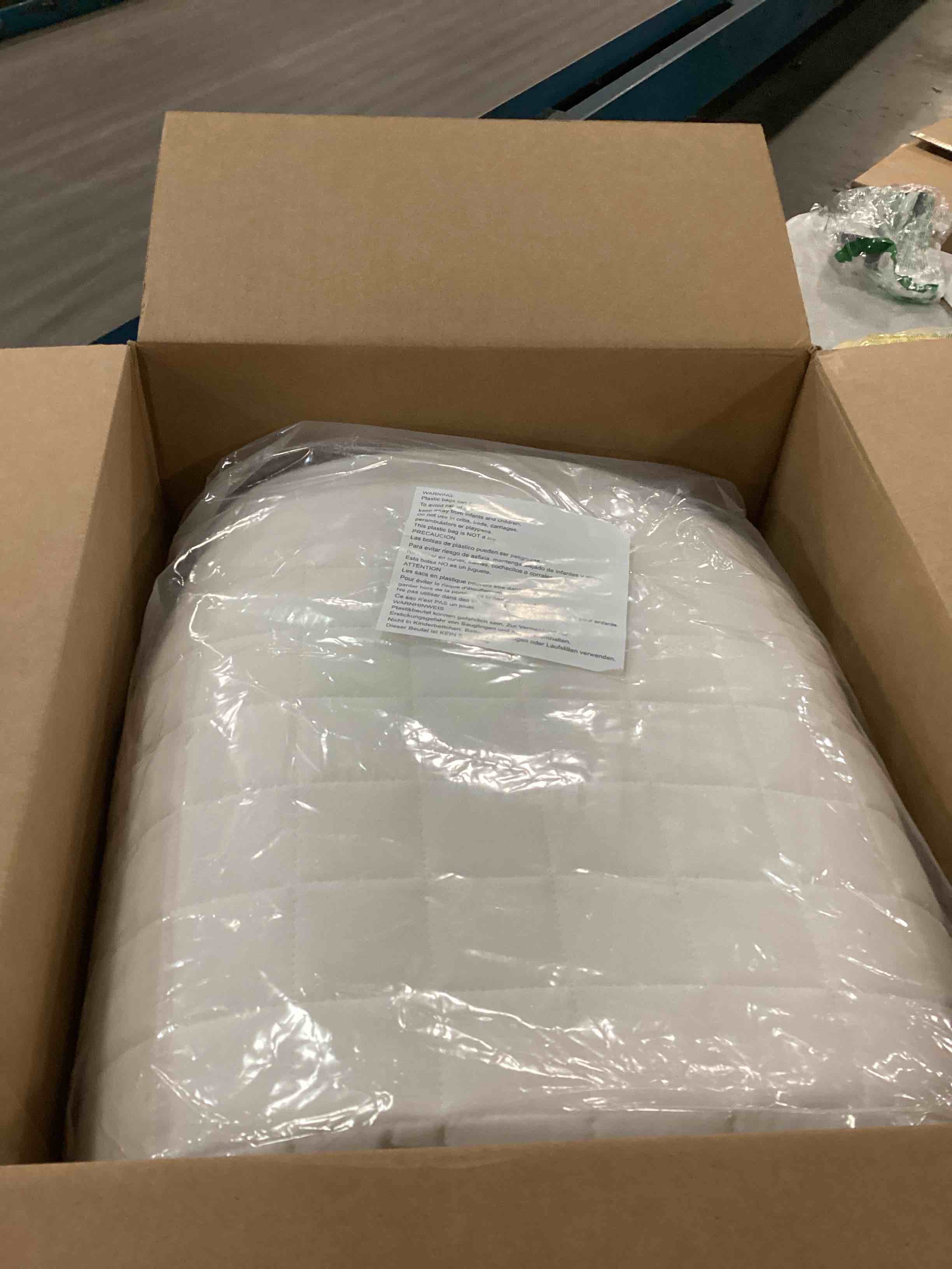 https://s3.amazonaws.com/lotting-images-prod/bidfta/PPE0513416_1729136785961.jpeg