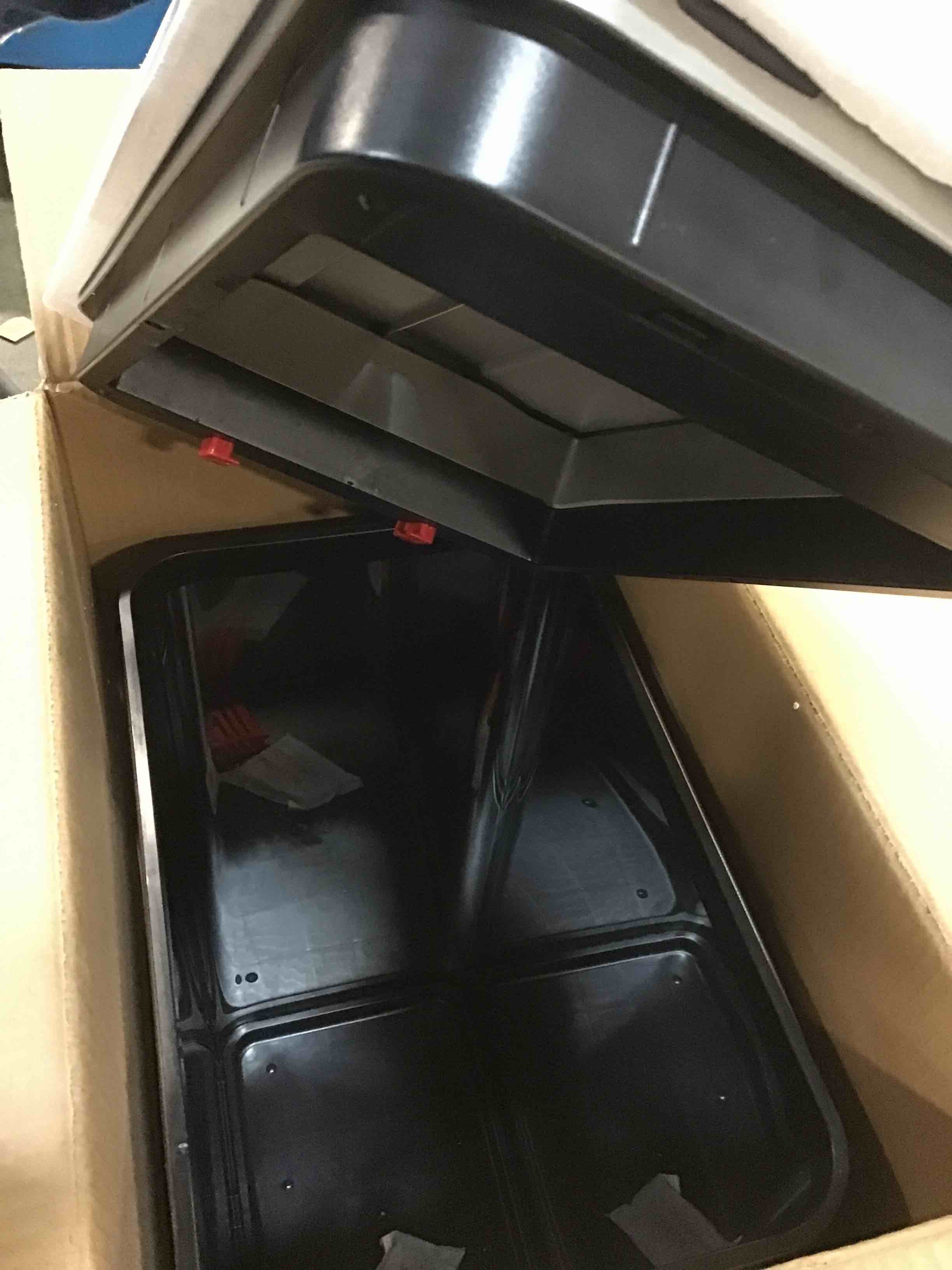 https://s3.amazonaws.com/lotting-images-prod/bidfta/PPE0514307_1729828984462.jpeg