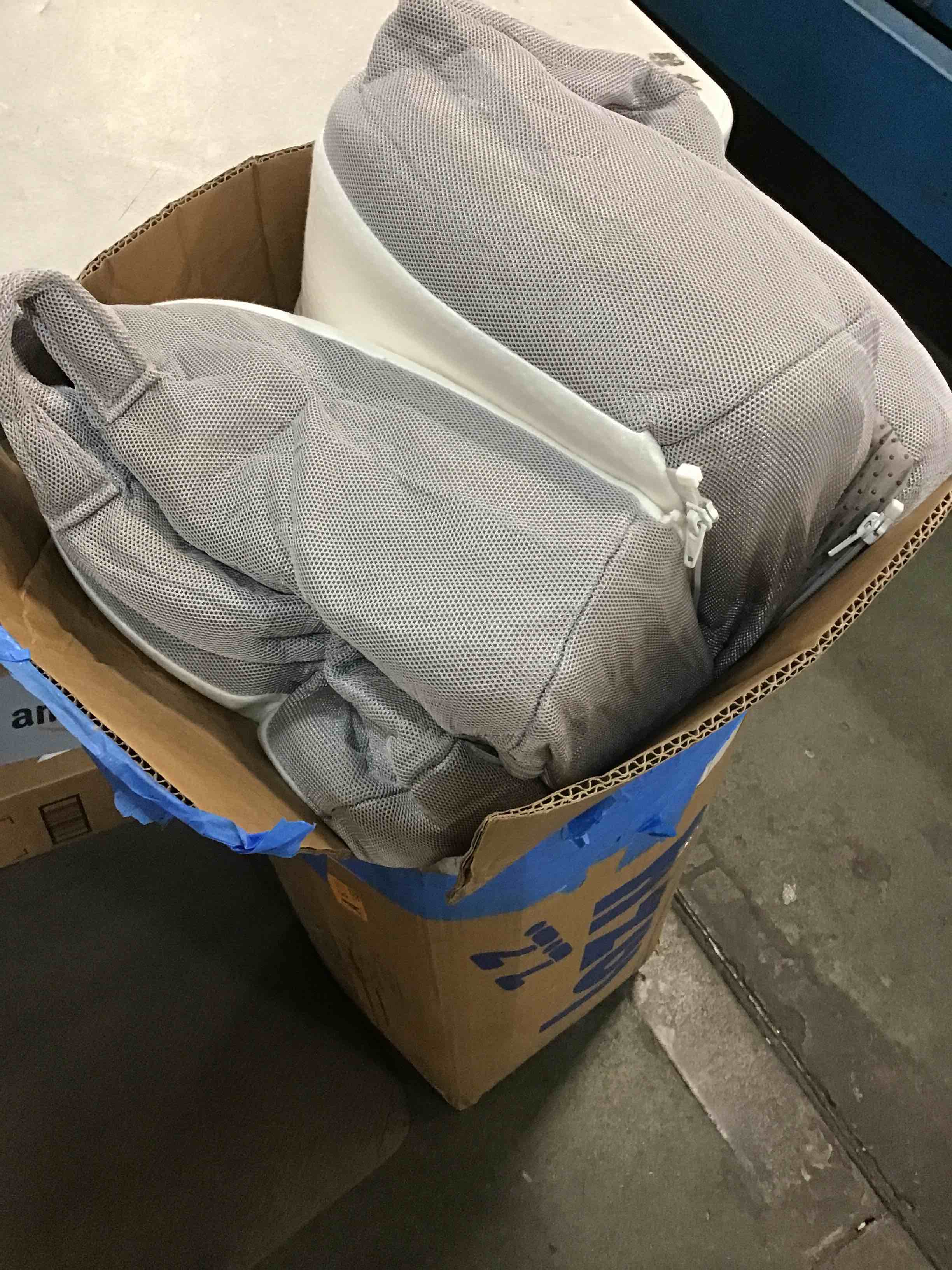 https://s3.amazonaws.com/lotting-images-prod/bidfta/PPE0514412_1729806489499.jpeg
