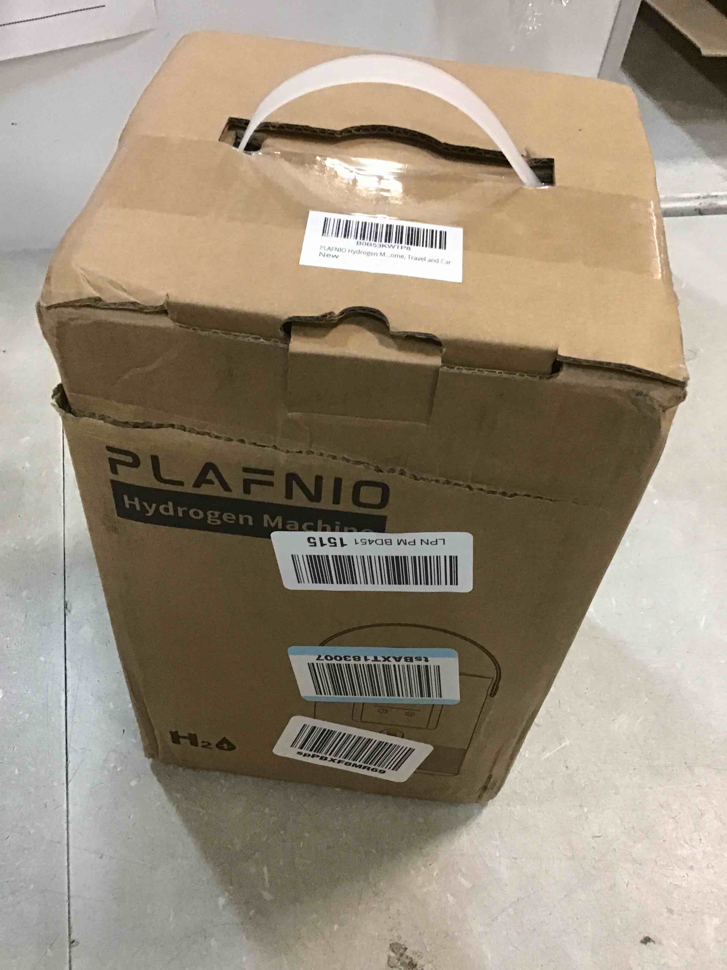https://s3.amazonaws.com/lotting-images-prod/bidfta/PPE0514450_1729746073666.jpeg