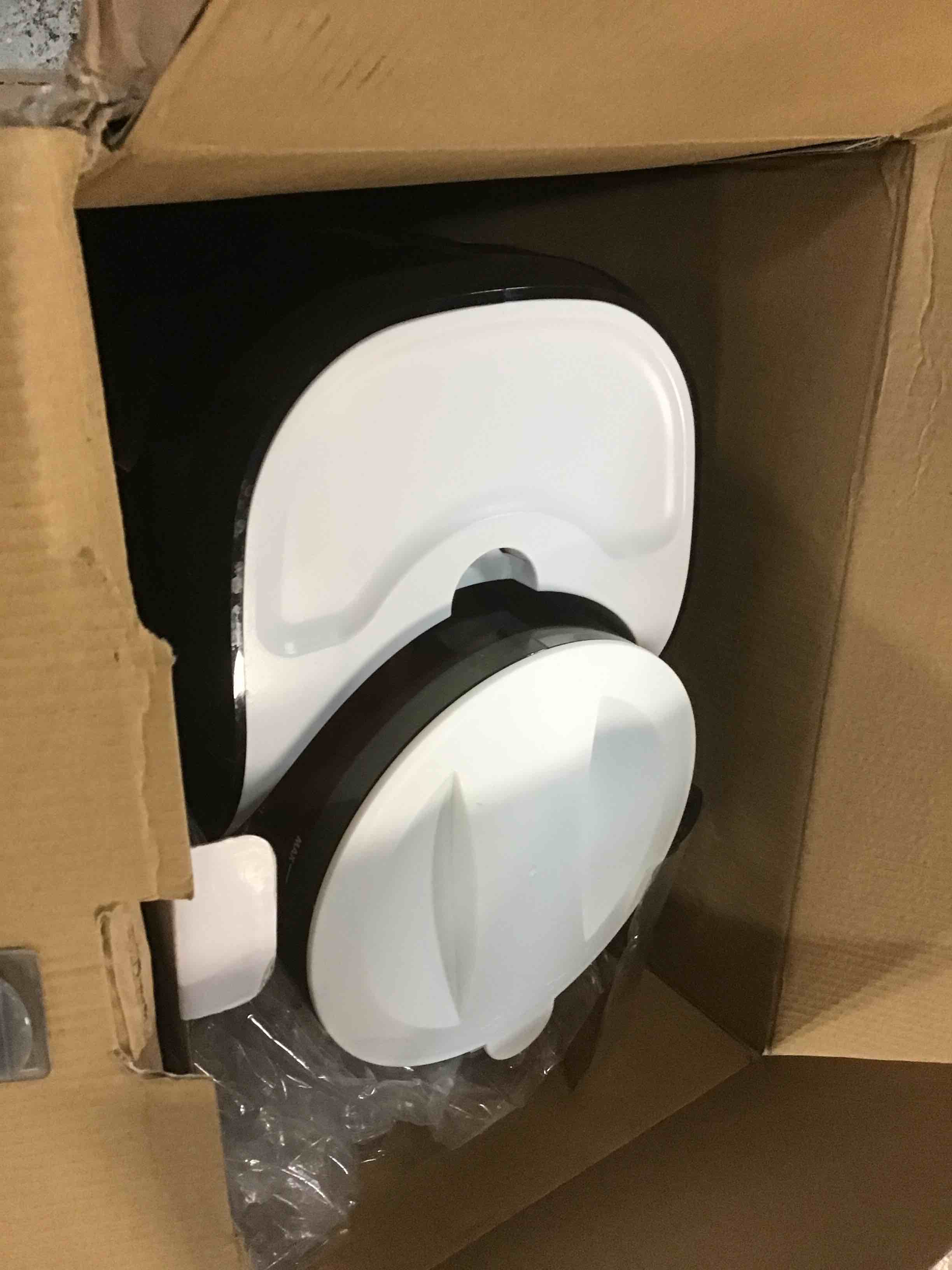 https://s3.amazonaws.com/lotting-images-prod/bidfta/PPE0514630_1729722657281.jpeg