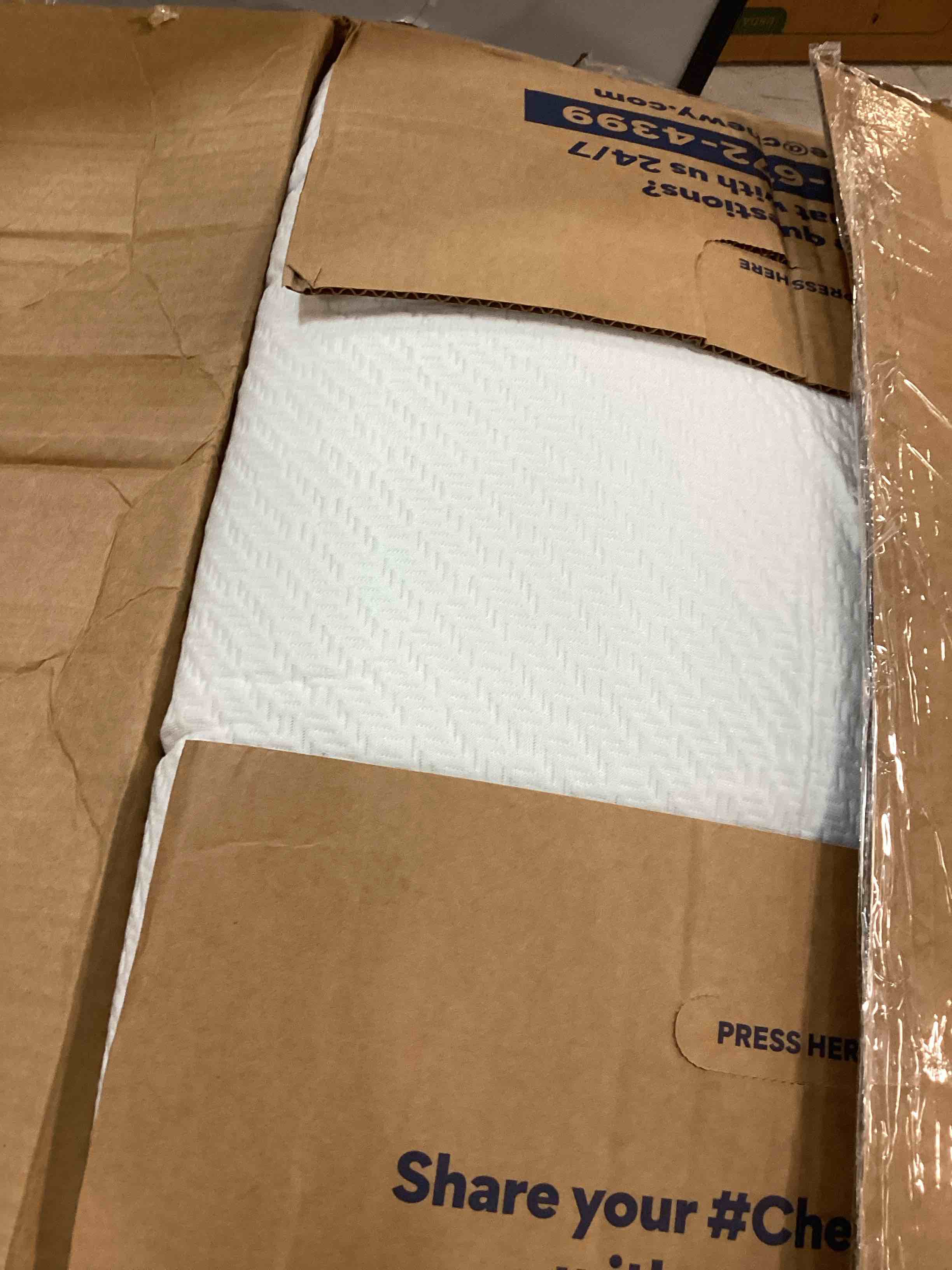 https://s3.amazonaws.com/lotting-images-prod/bidfta/PPE0515816_1728698004155.jpeg